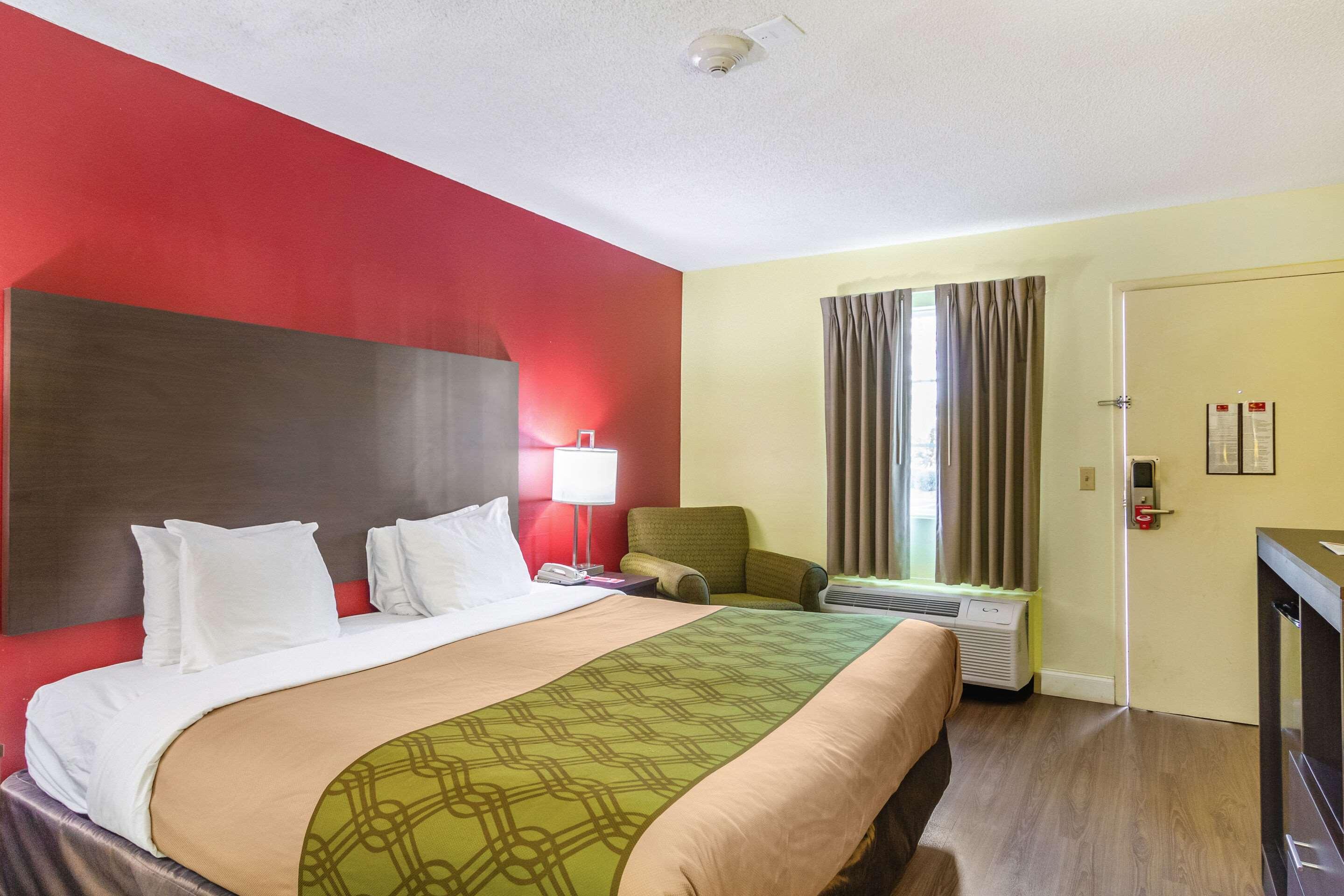 Double King Bed Non Smoking