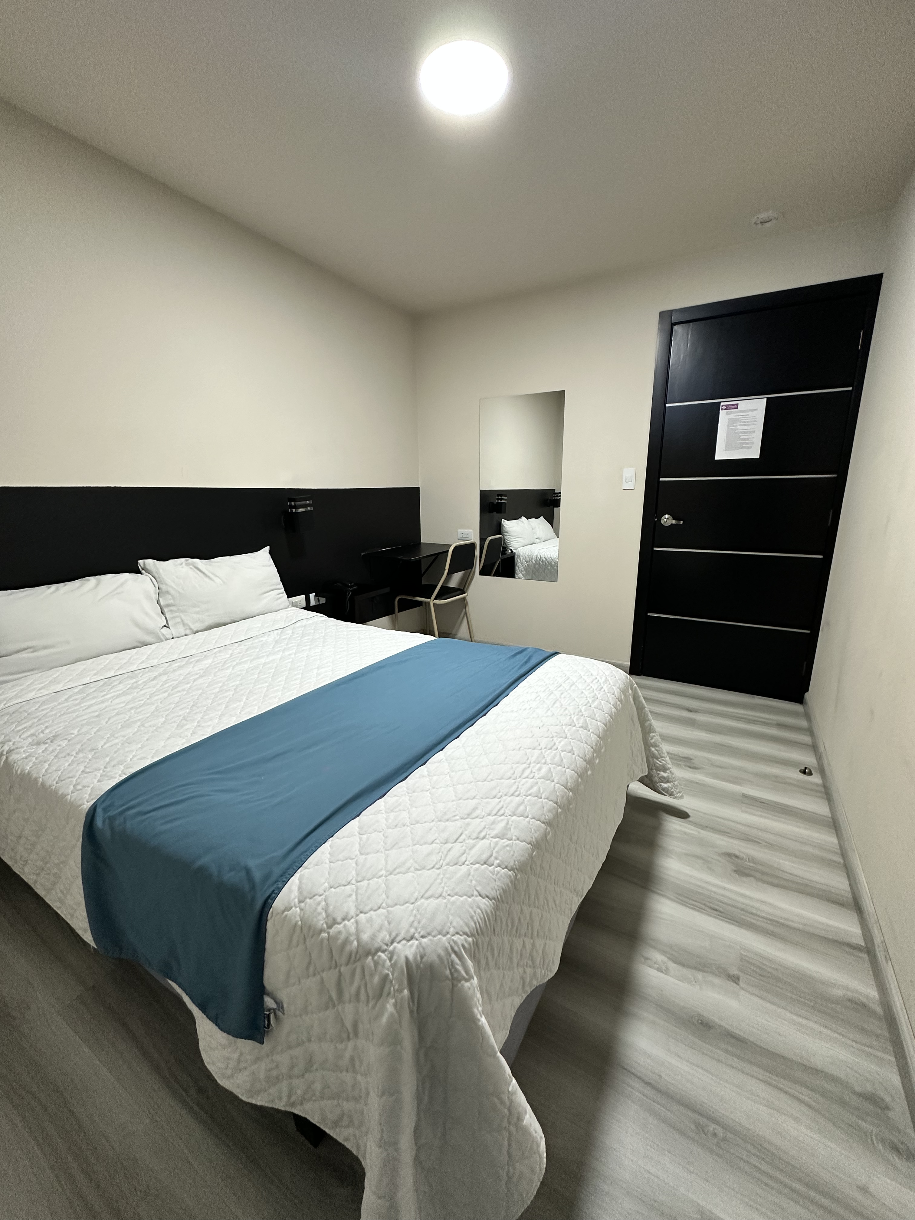 Double or Twin Deluxe One Bed