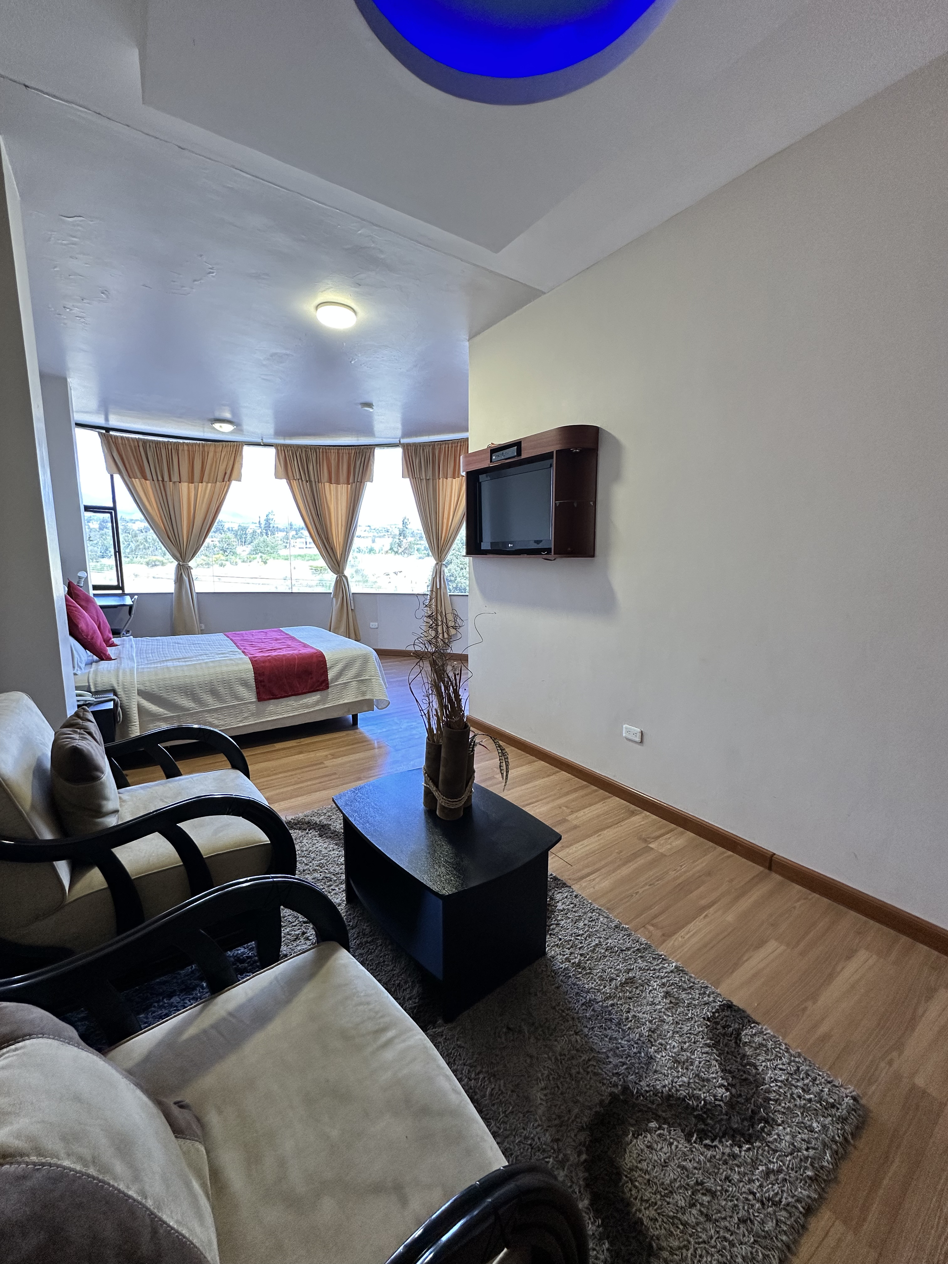 Suite Deluxe One Bed