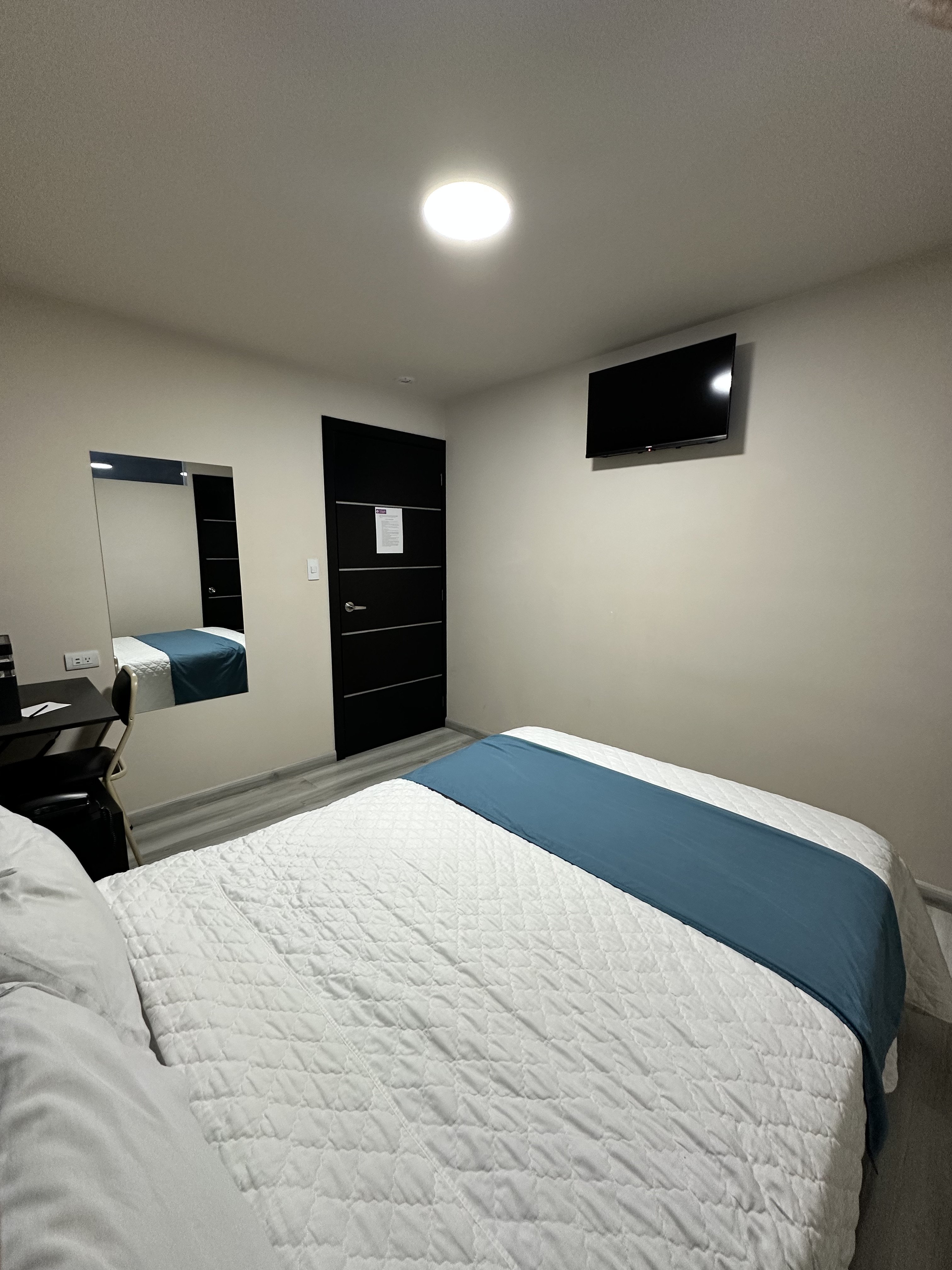 Double or Twin Deluxe One Bed