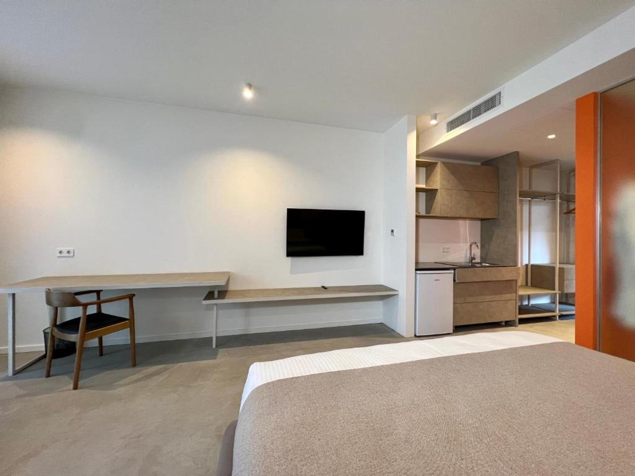 Studio Superior with Balcony