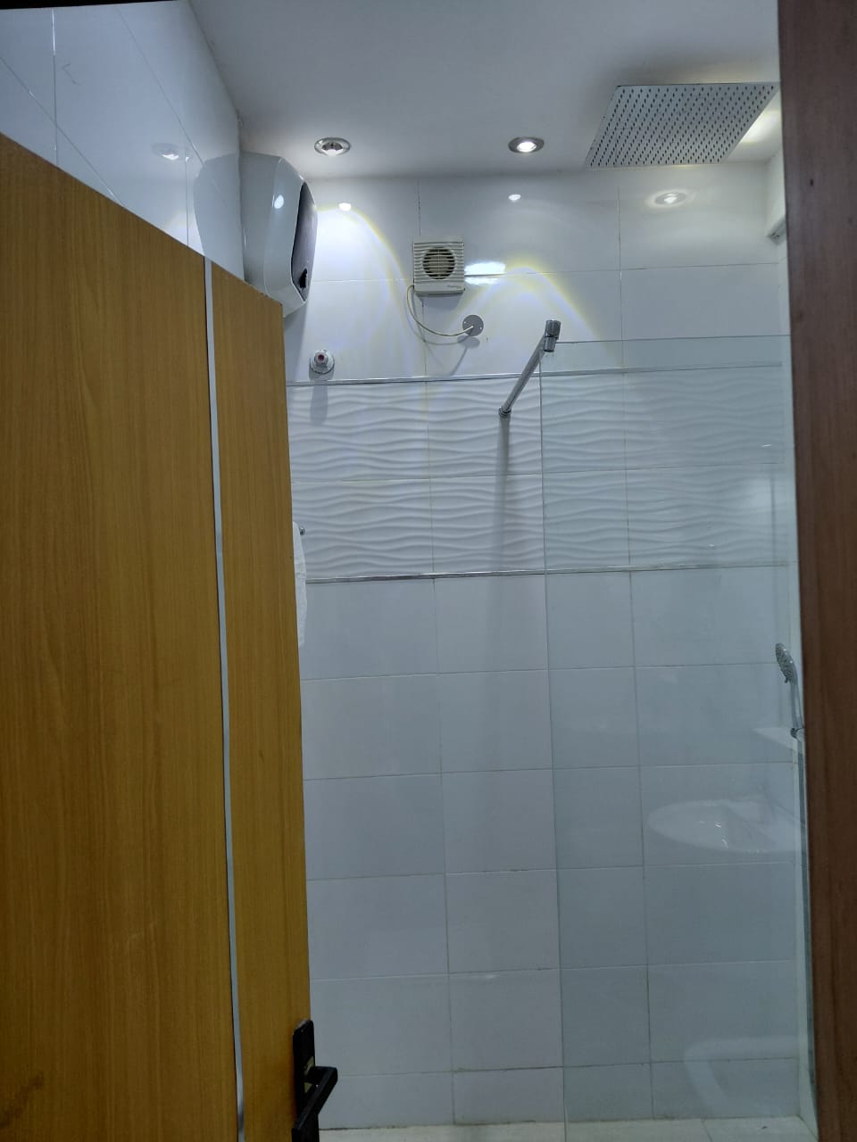 Double King Size Bed