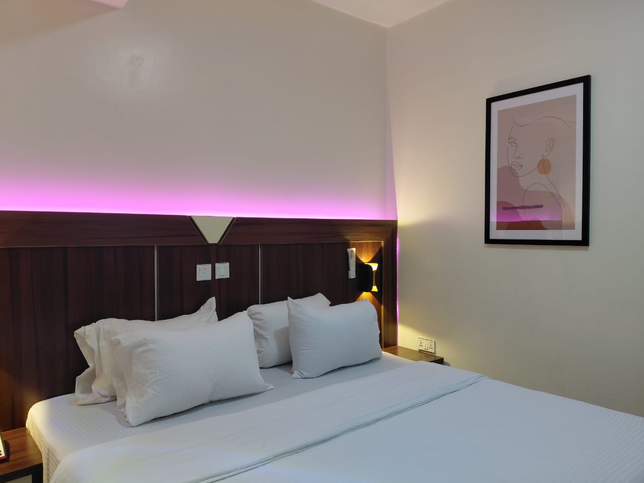 Double King Size Bed