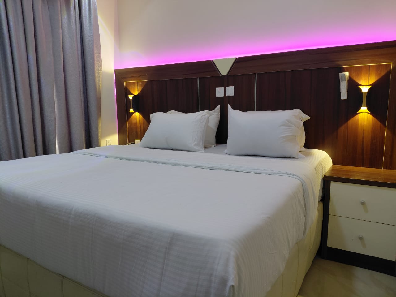 Double King Size Bed