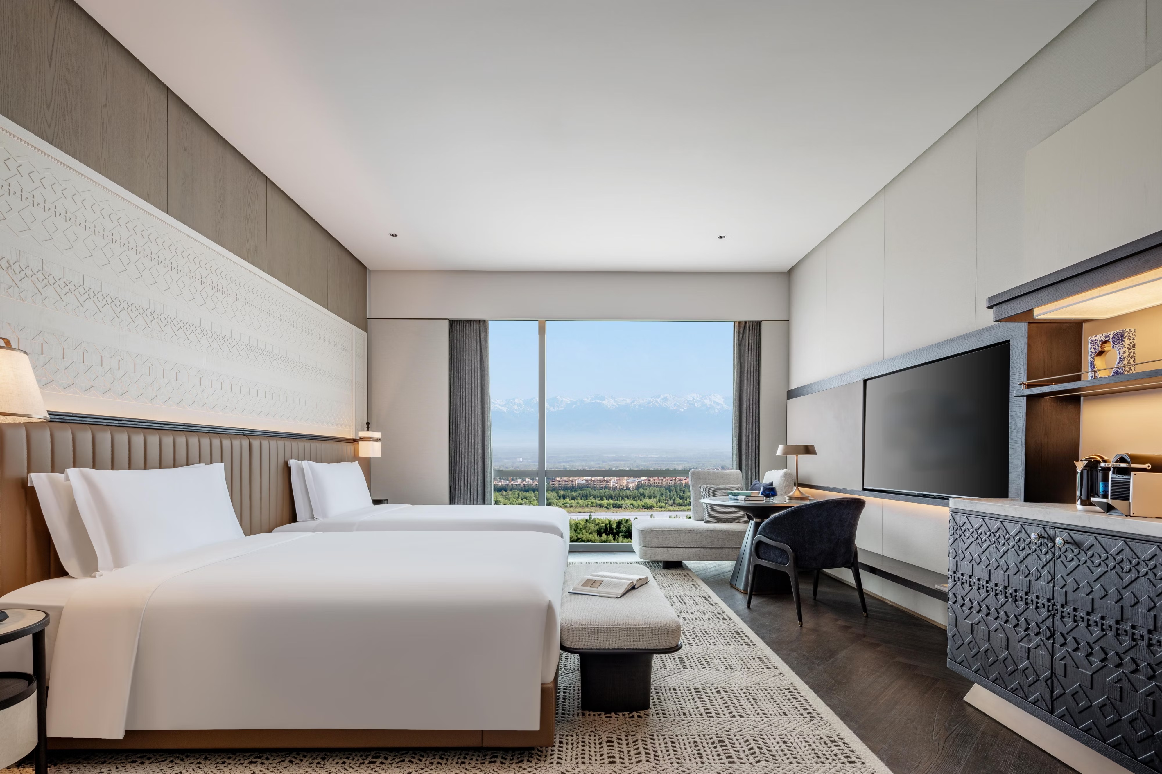 Double Two Queen Beds with Views