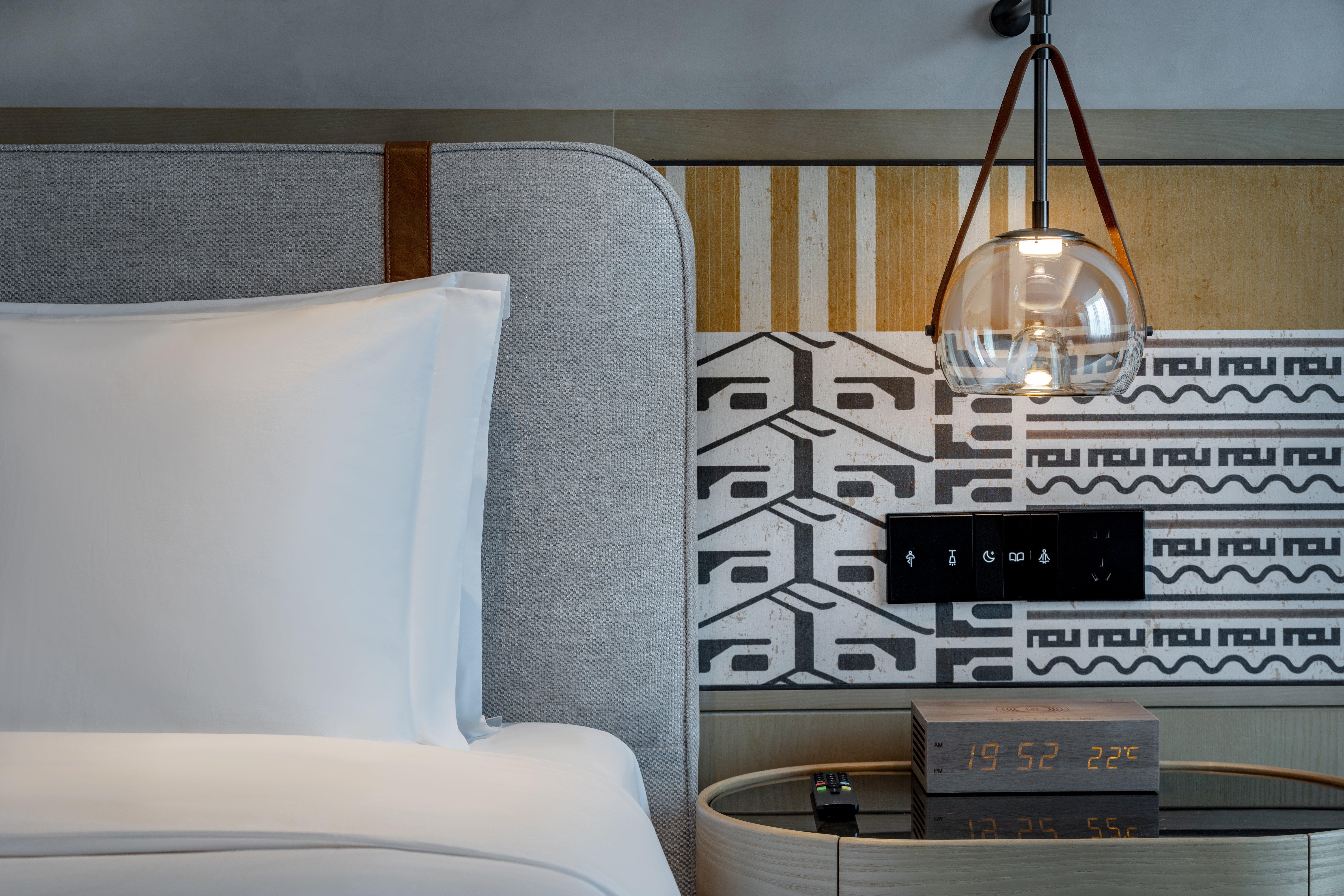 Double or Twin Standard