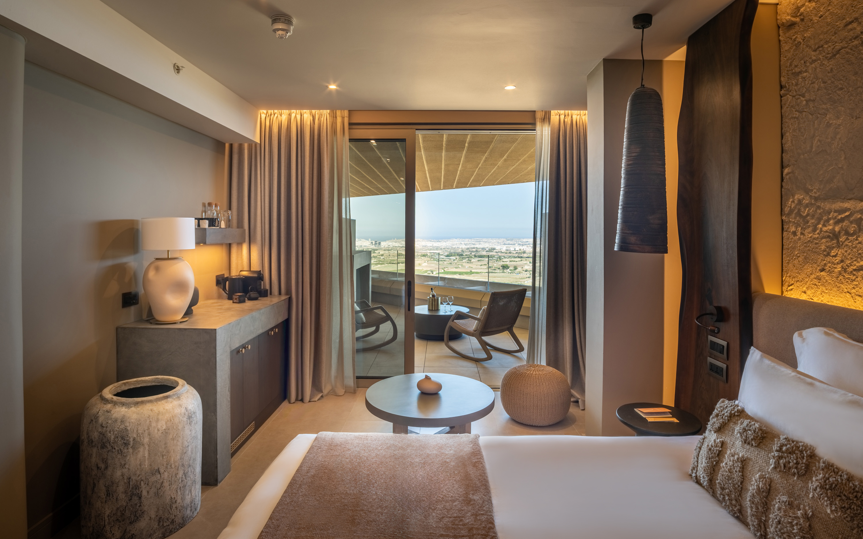 Double or Twin Deluxe