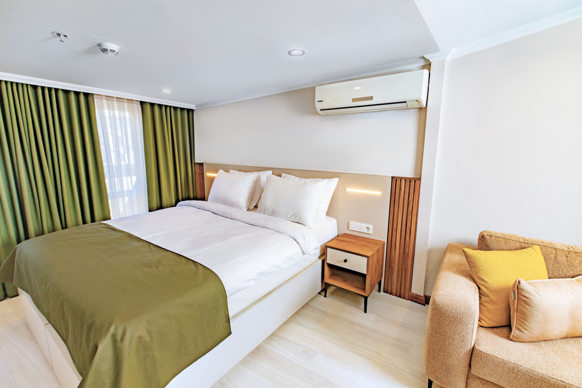 Room Accessible-queen Size Bed