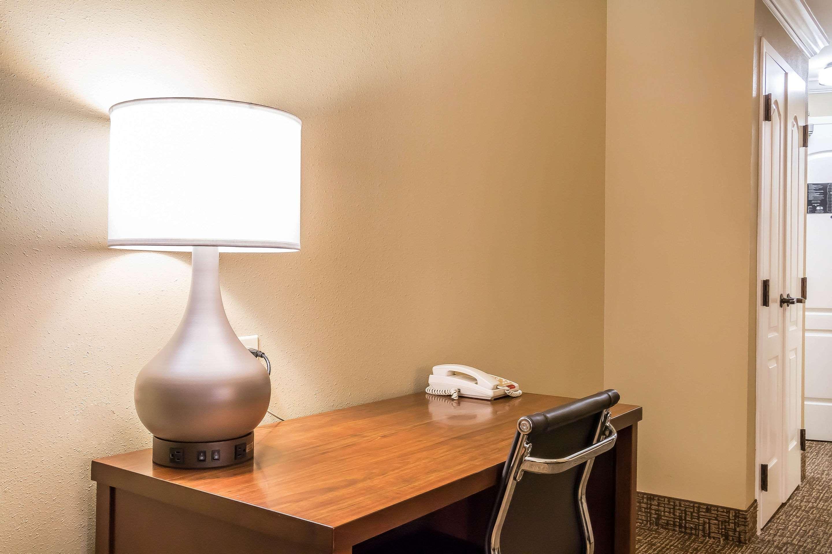 Suite King Bed Non Smoking