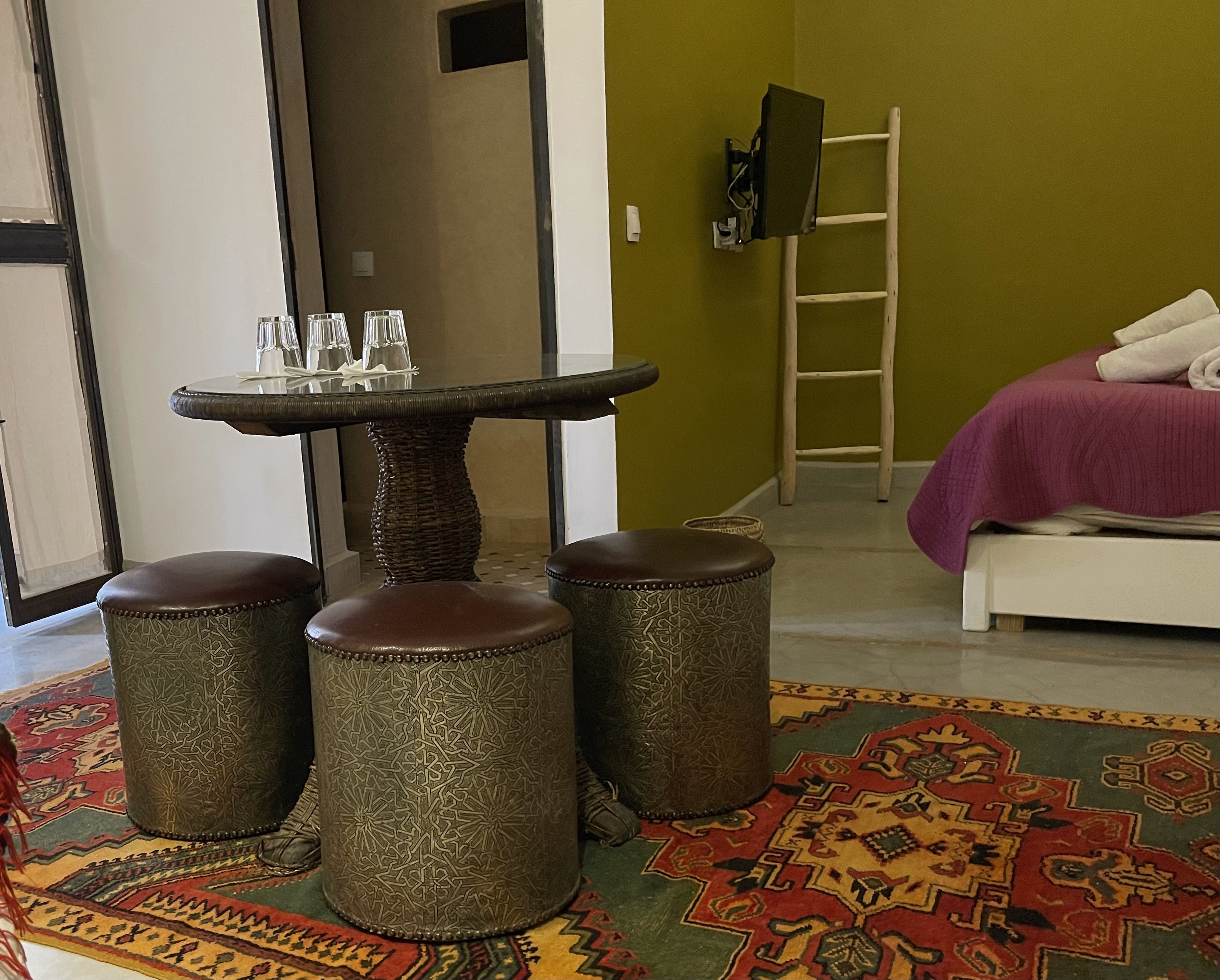 Triple Deluxe King Bed