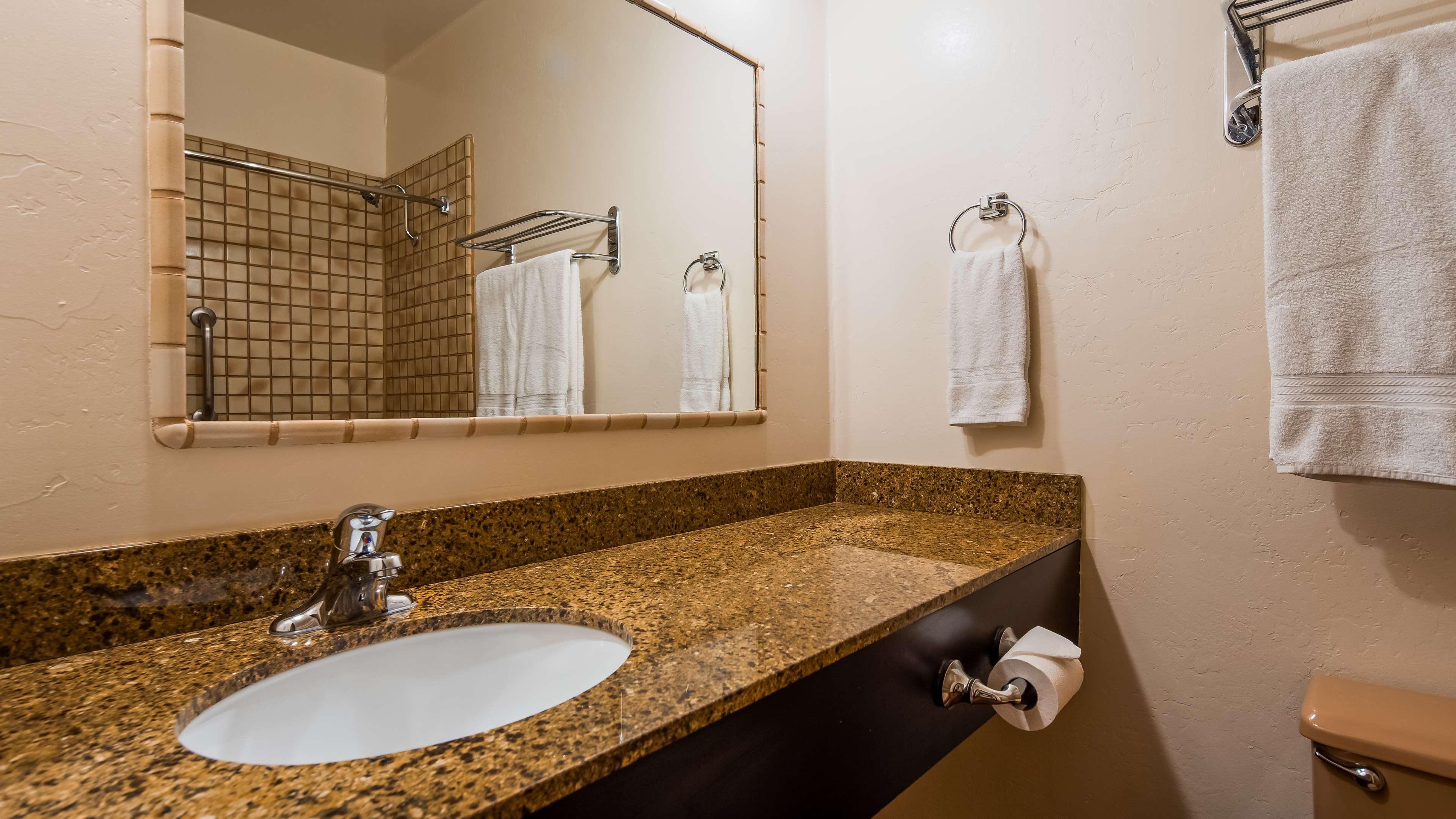 Room Queen Bed Non Smoking