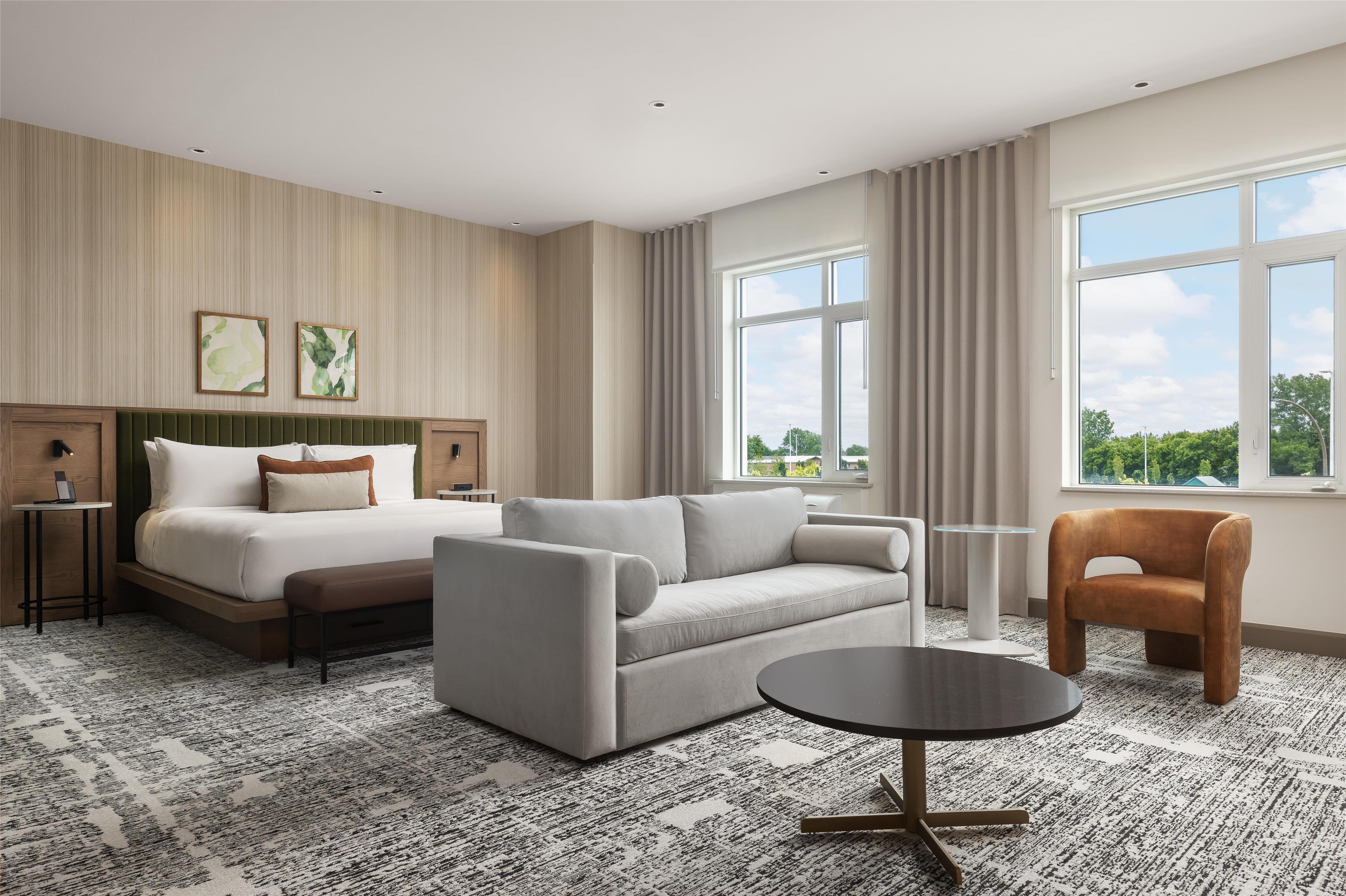 Junior Suite King Size Bed