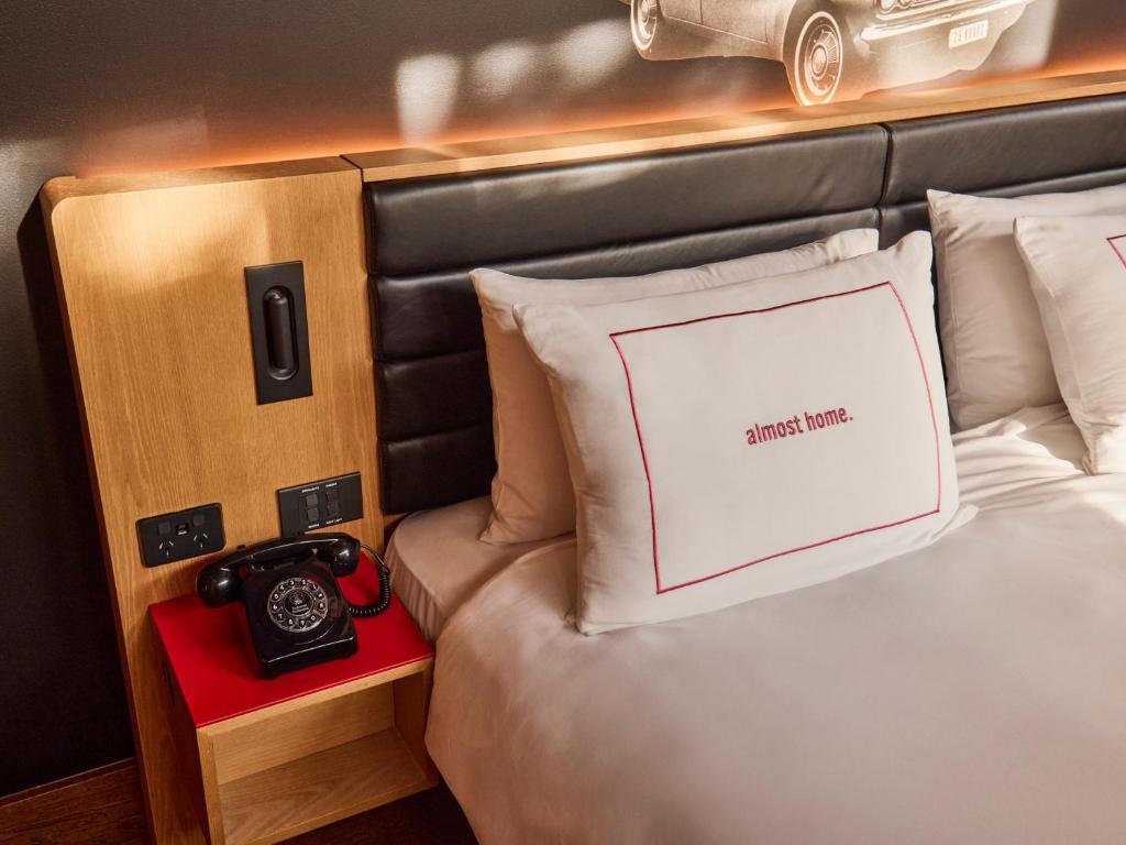 Double Queen Size Bed