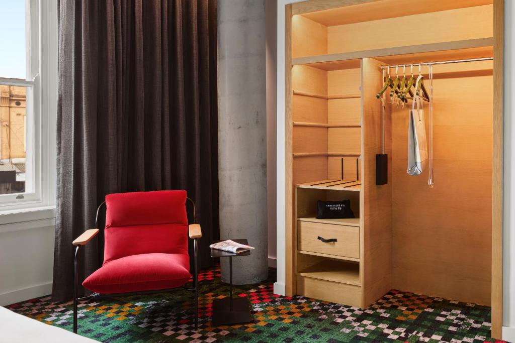 Double King Size Bed