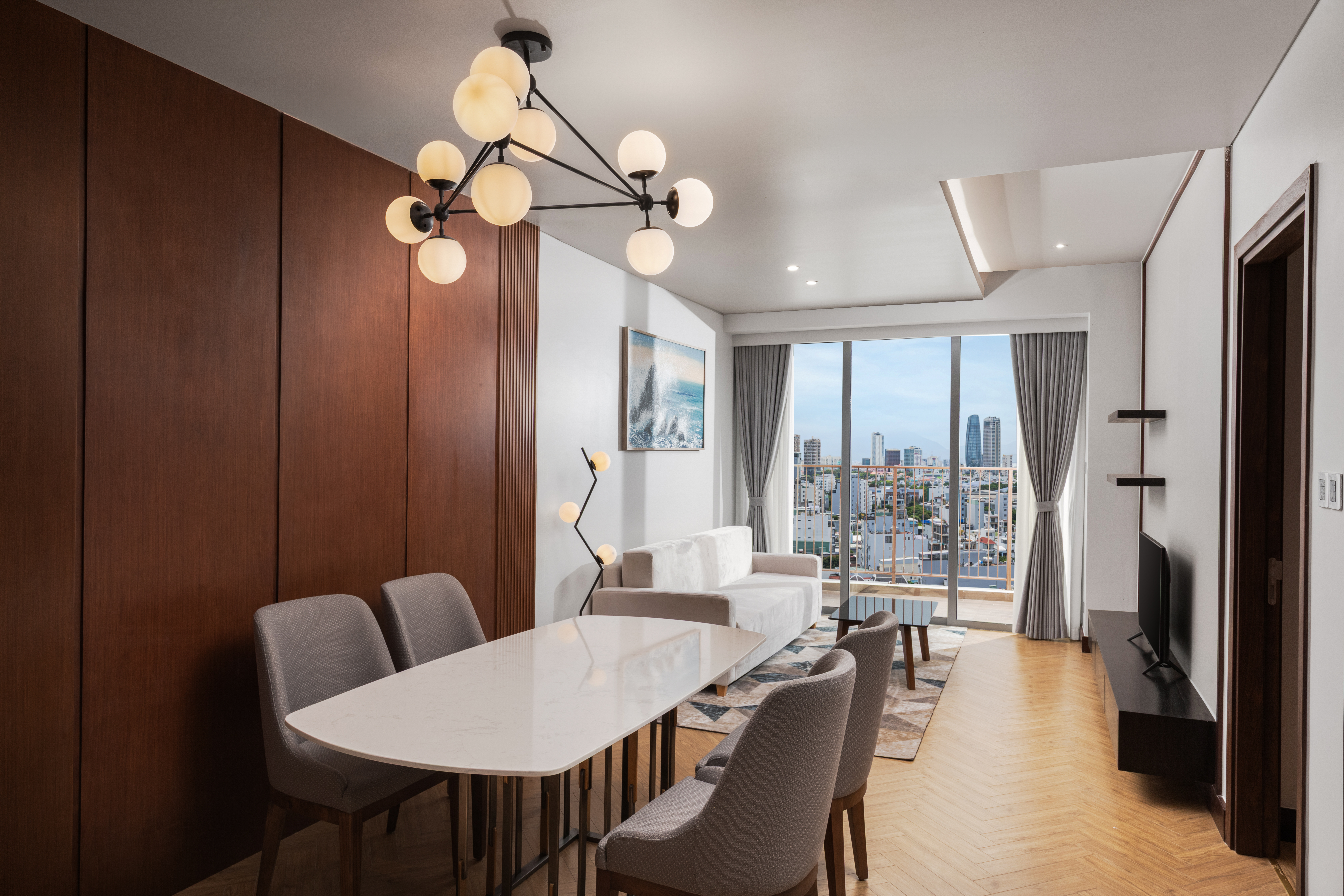 Family Room City View One Bedroom