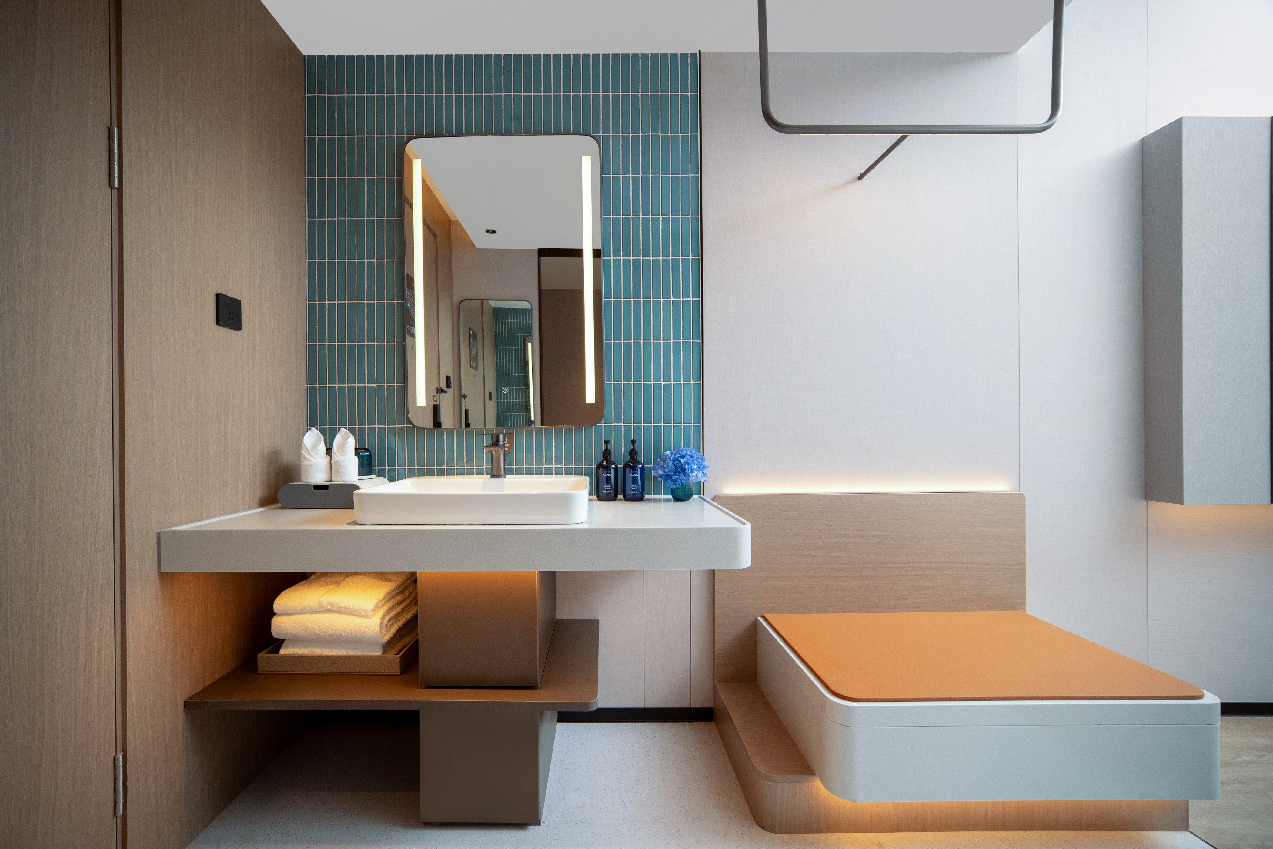 Double City View King Bed