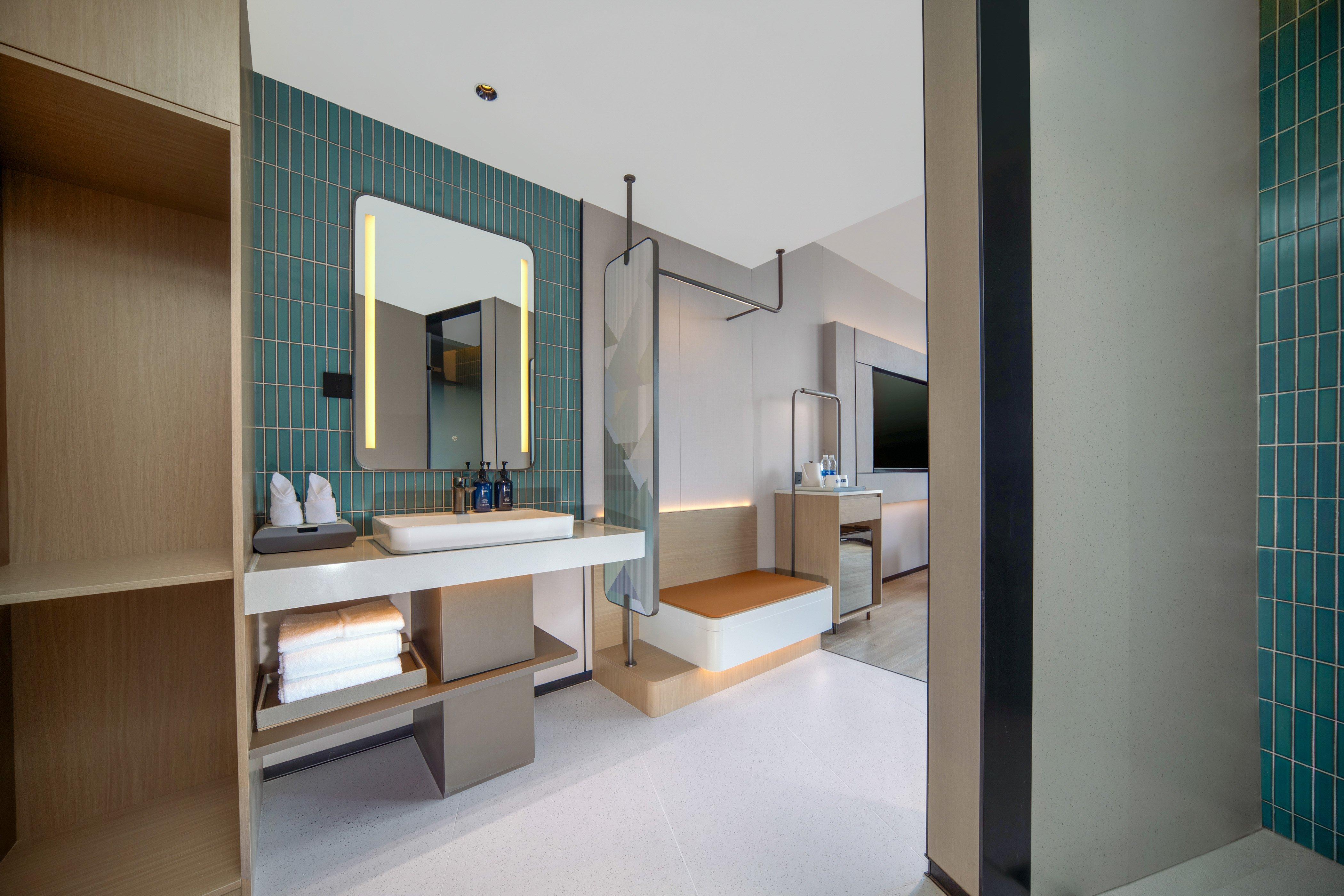 Double City View King Bed