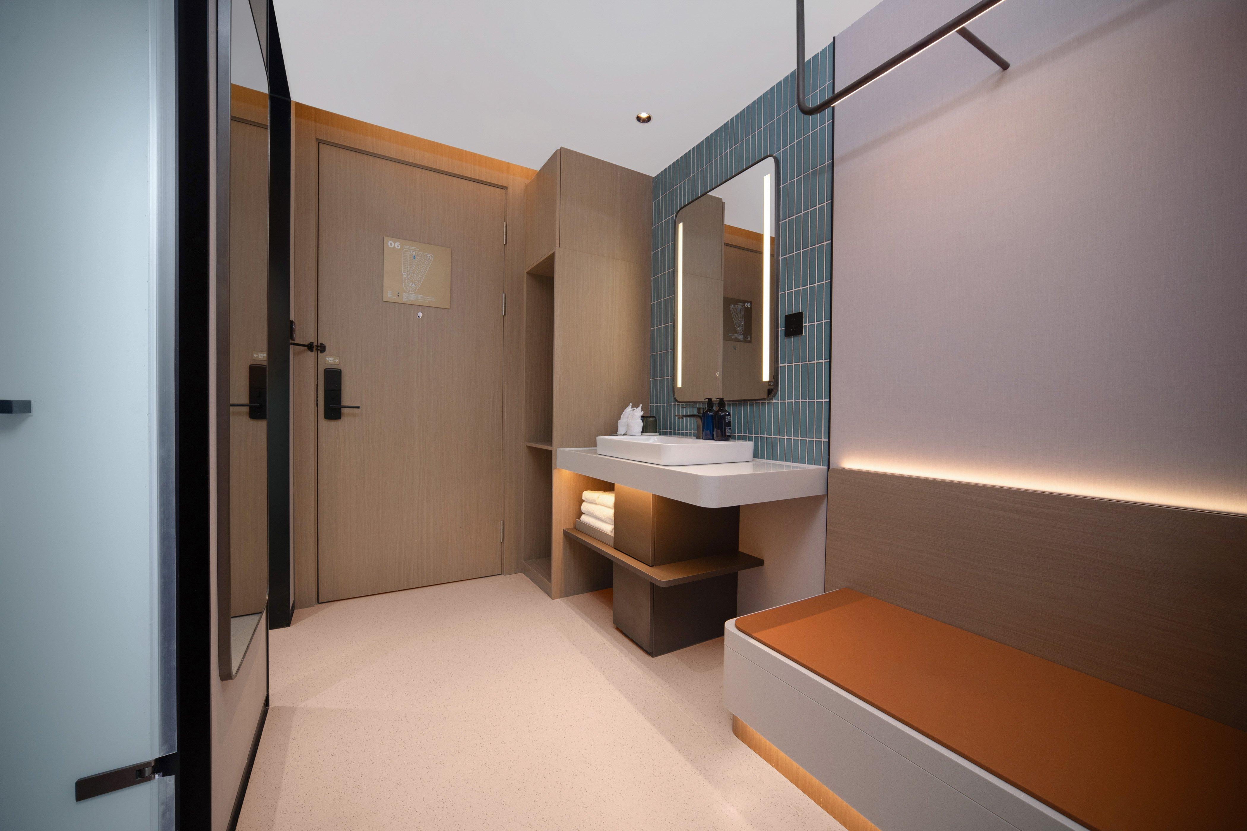 Double Queen Size Bed