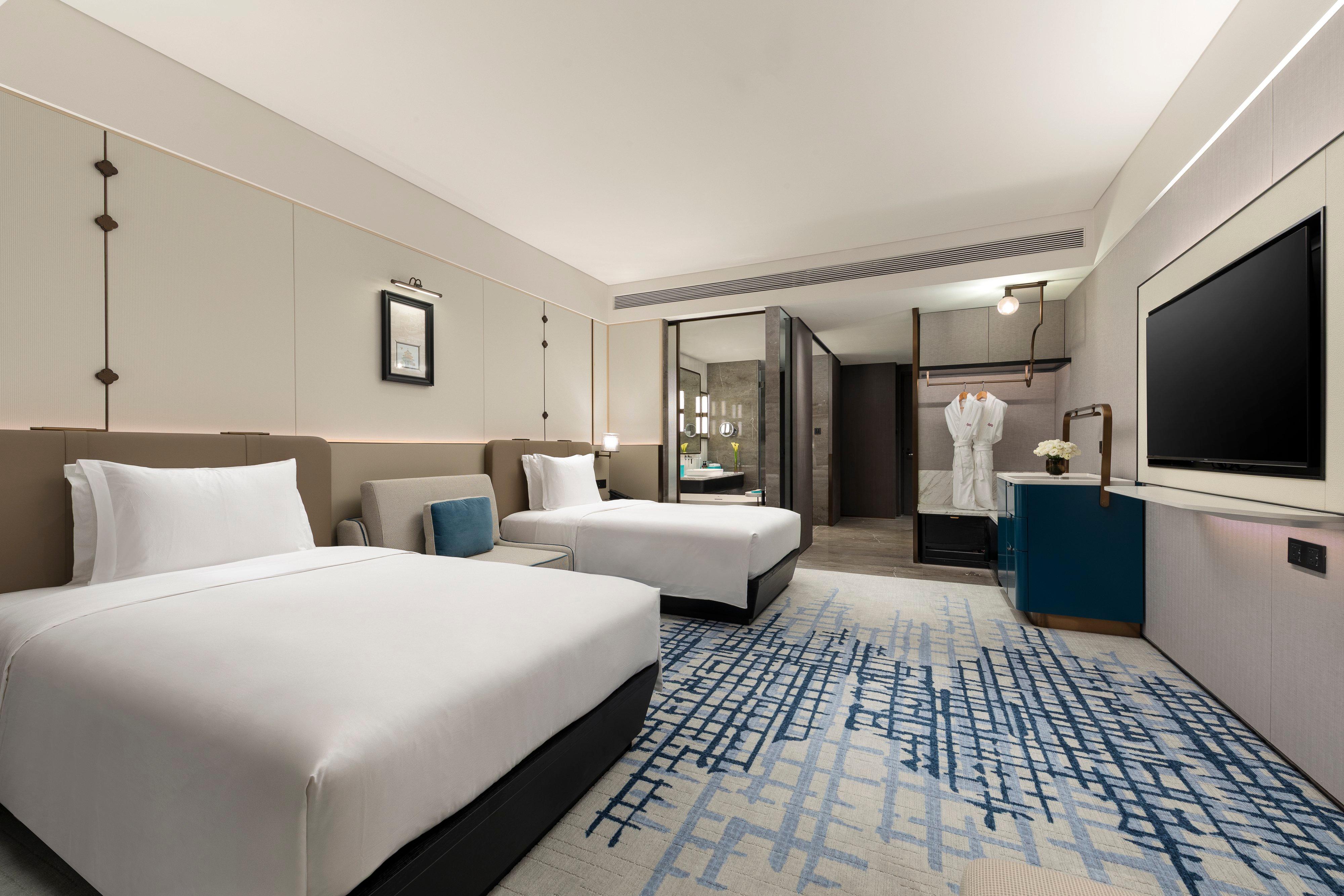 Double or Twin Standard