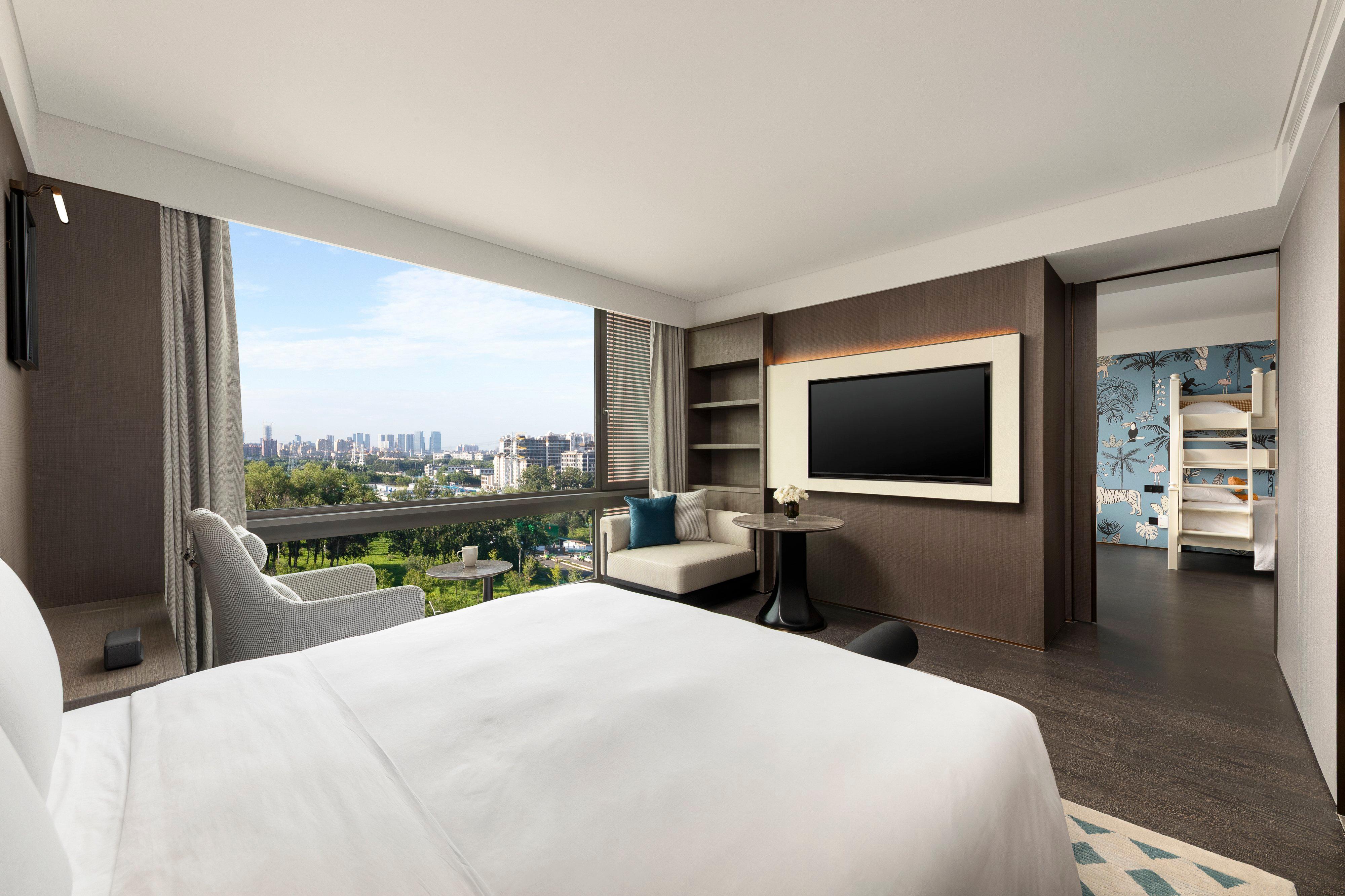 Suite King Bed One Bedroom 