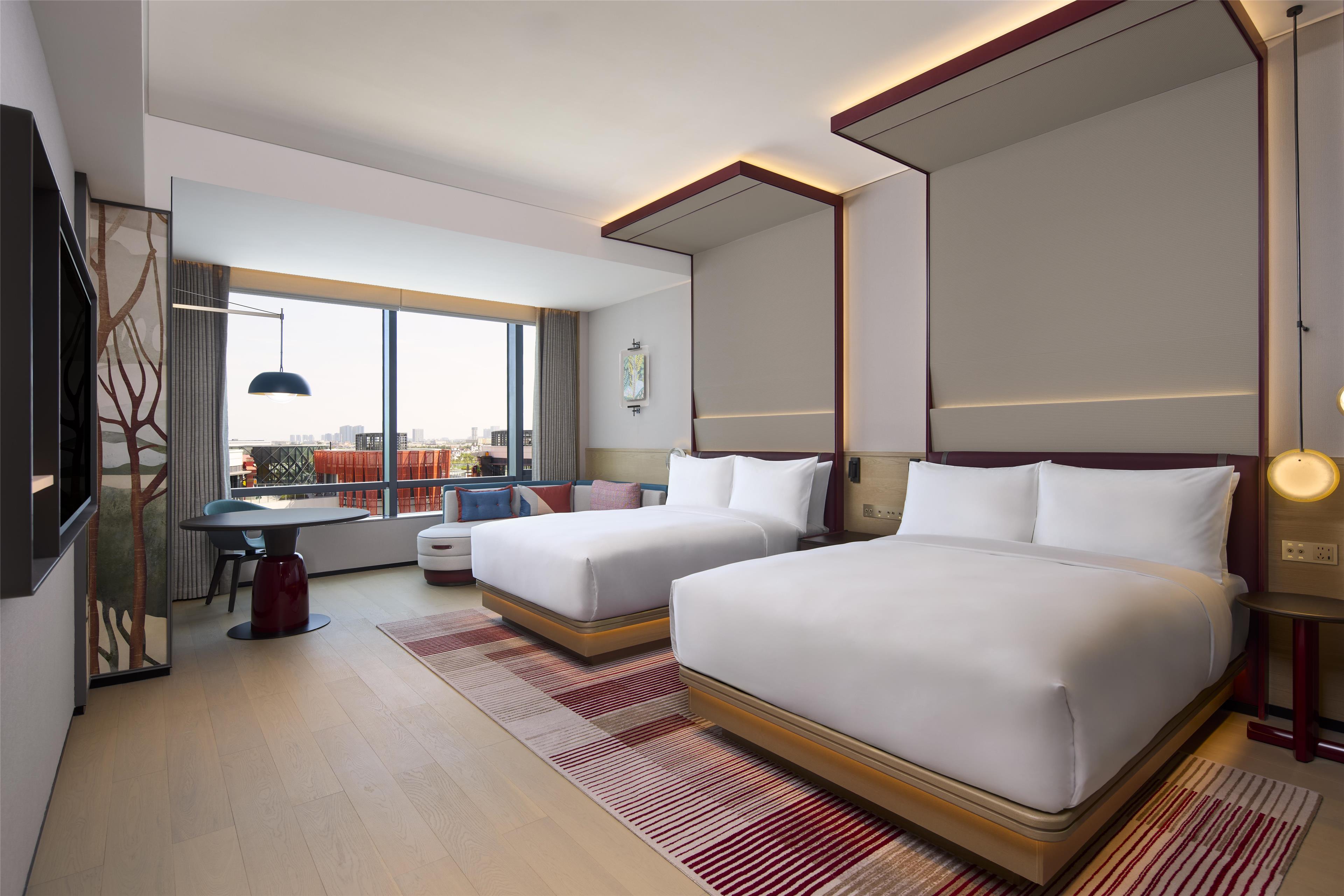 Double Guest Room Queen Bed