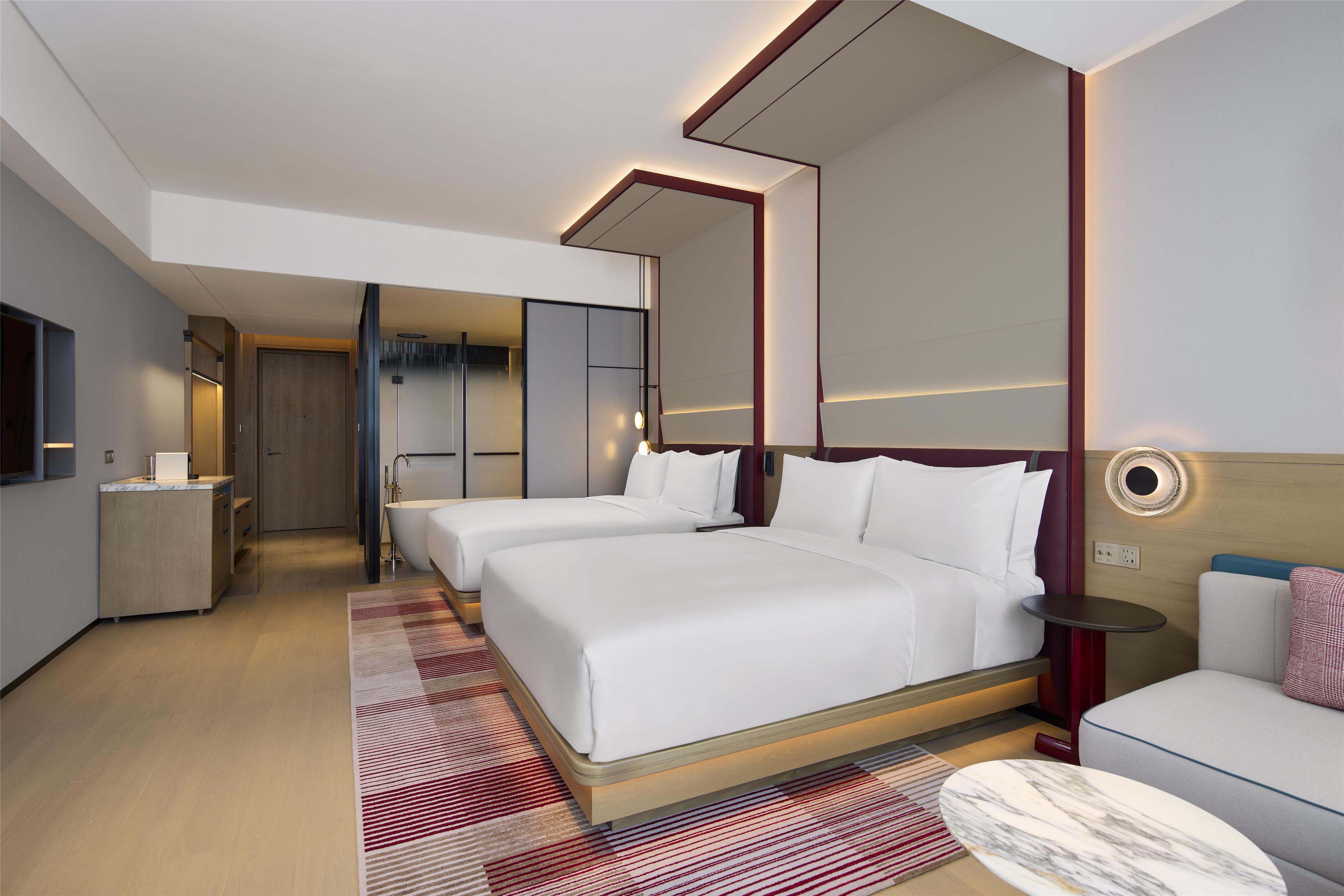 Double Two Queen Beds with Views