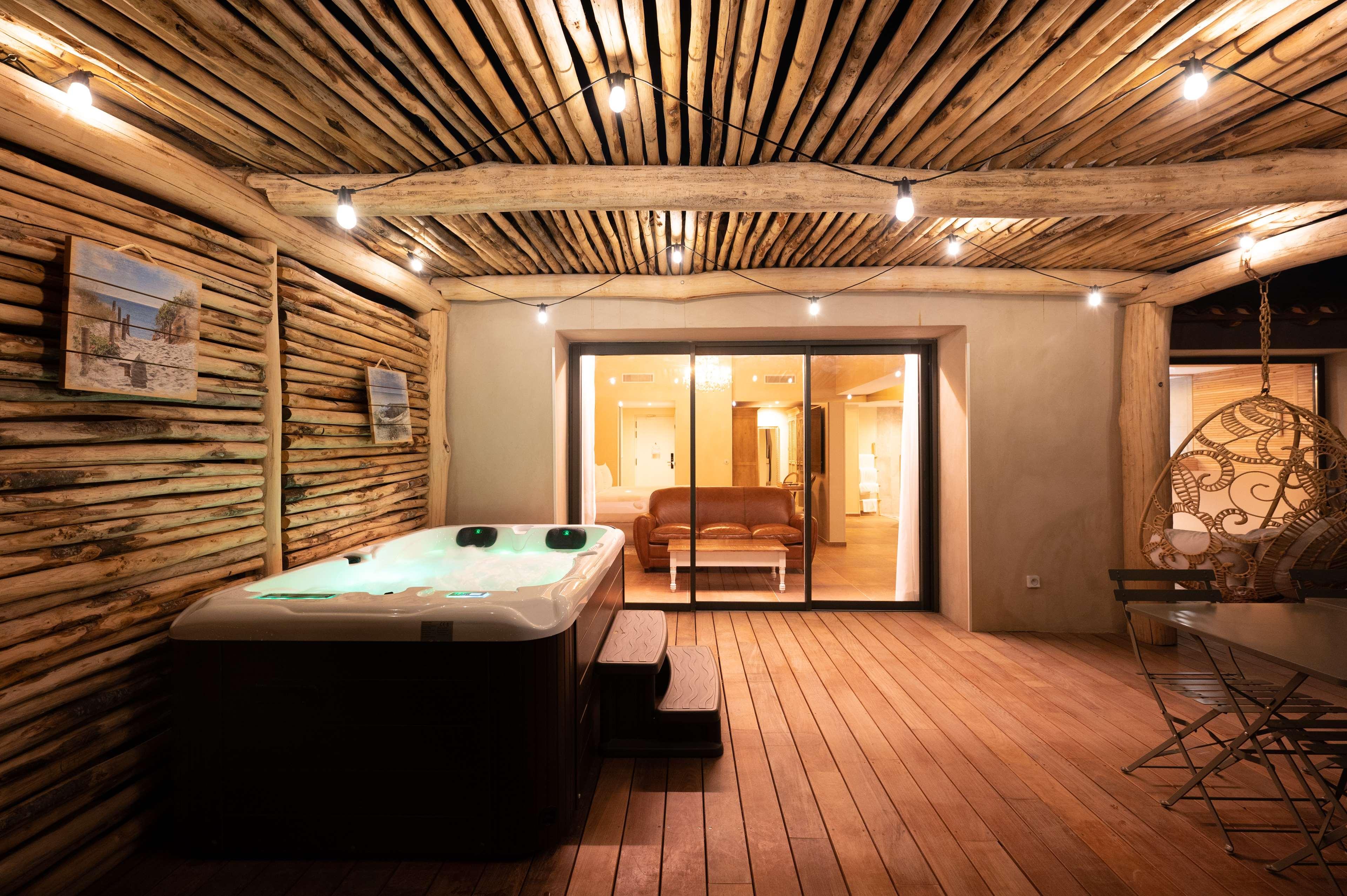 Junior Suite King Size Bed