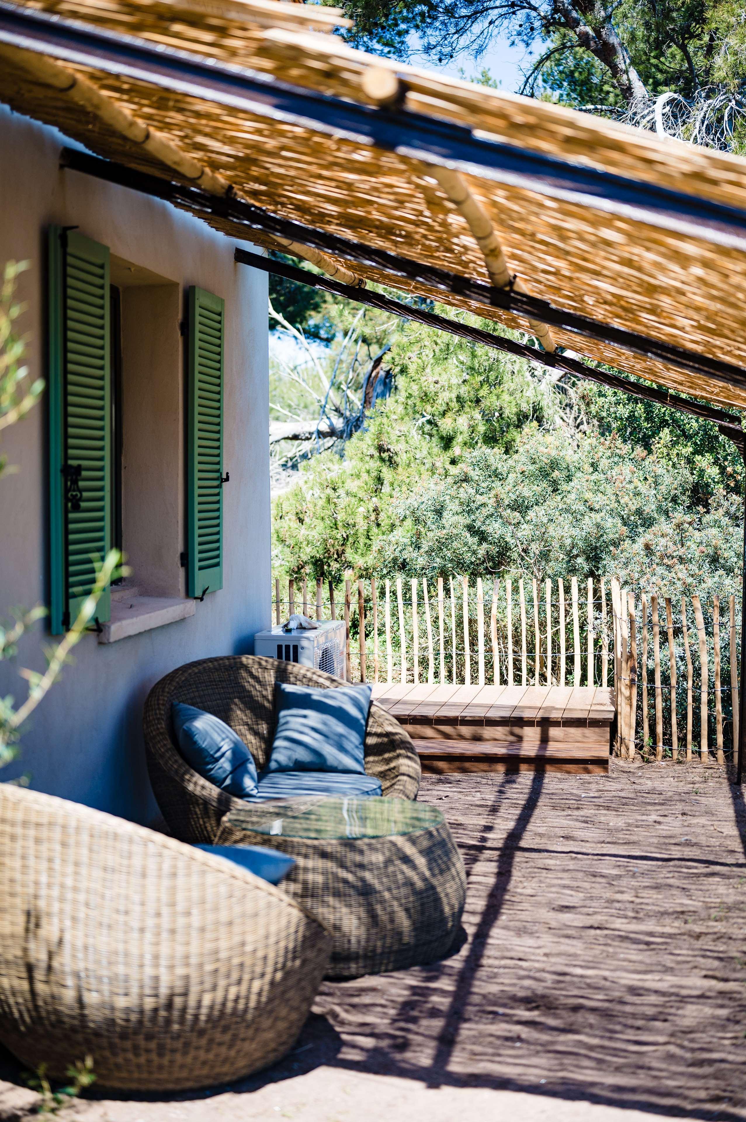 Family Room King Bed Two Bedrooms