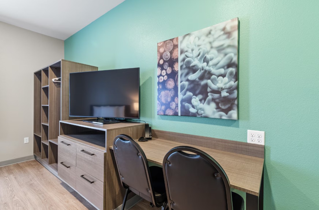 Double Accessible-queen Size Bed