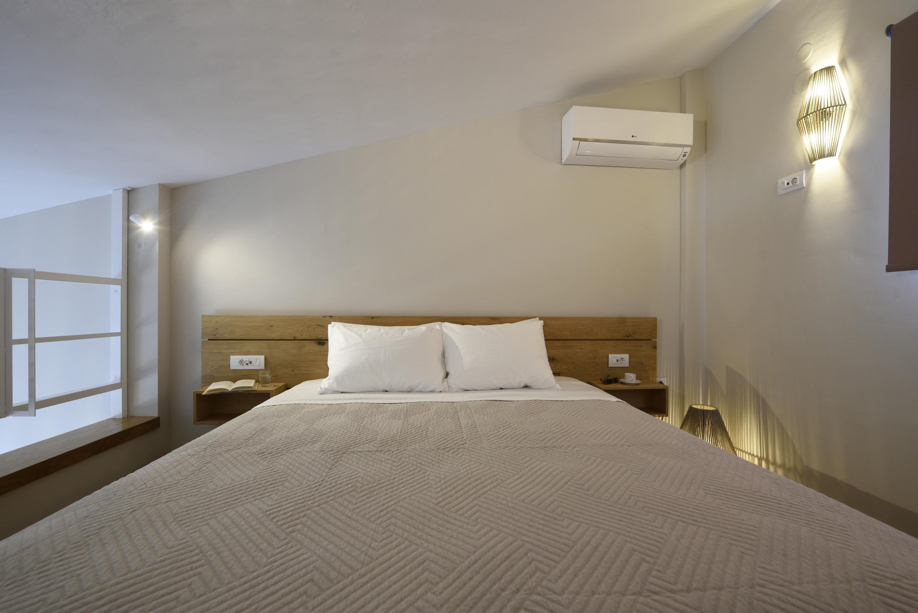 Quadruple with Balcony