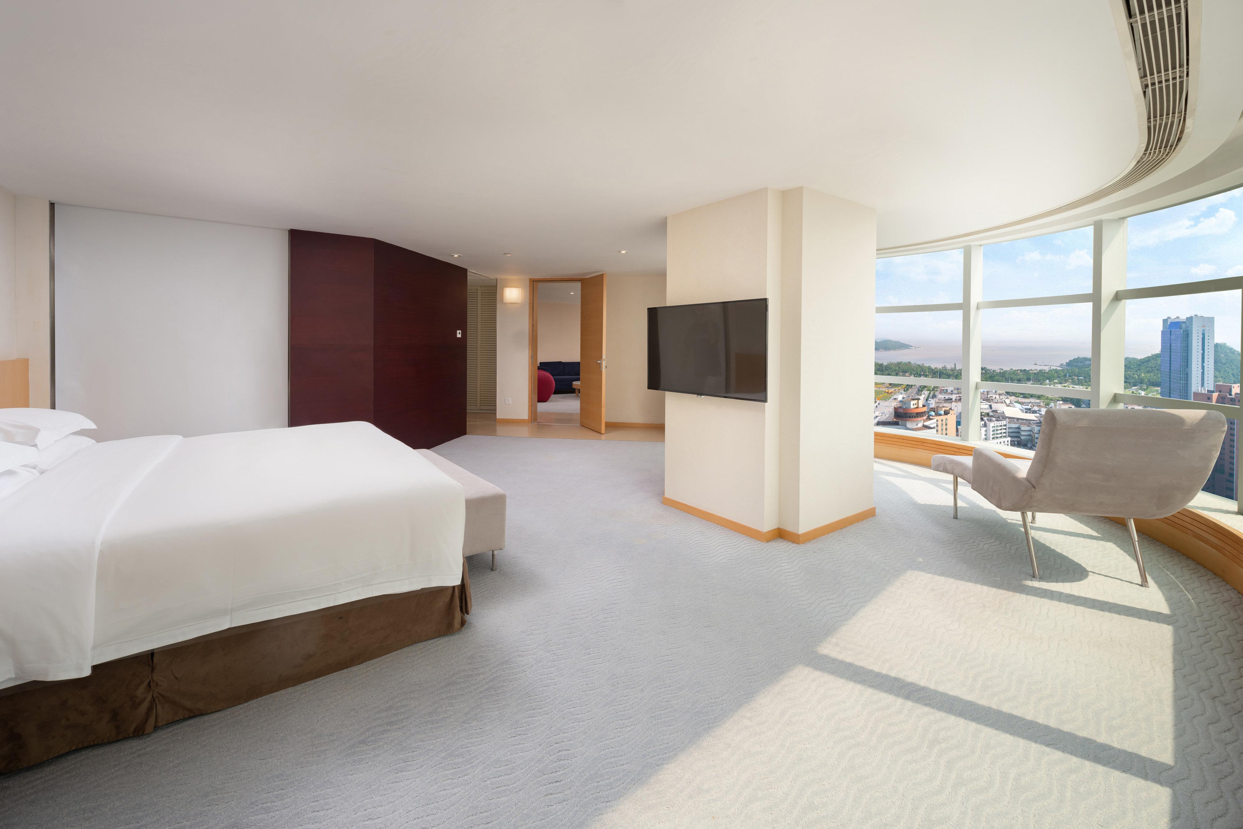 Suite Sea View King Bed