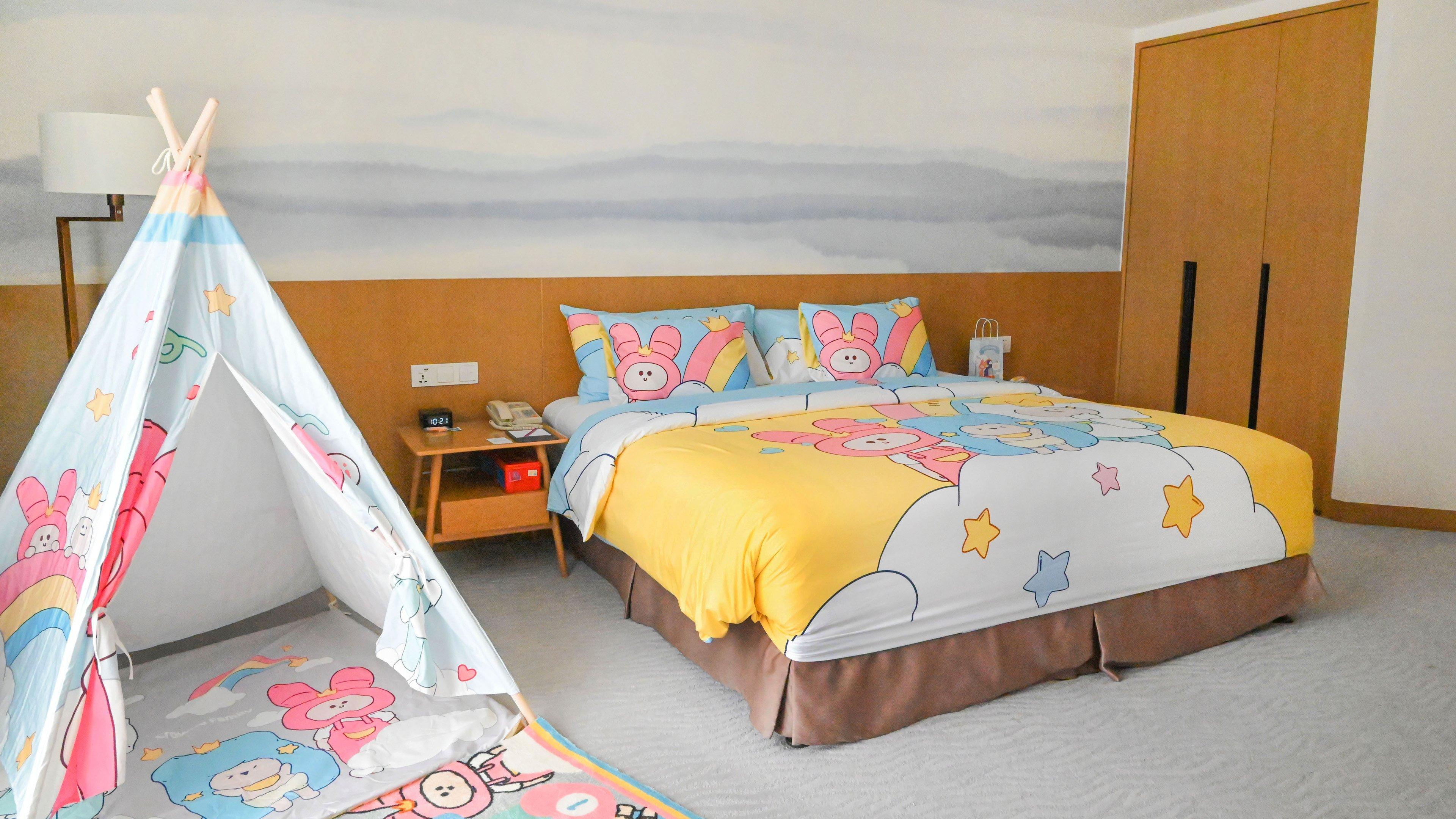 Junior Suite King Size Bed