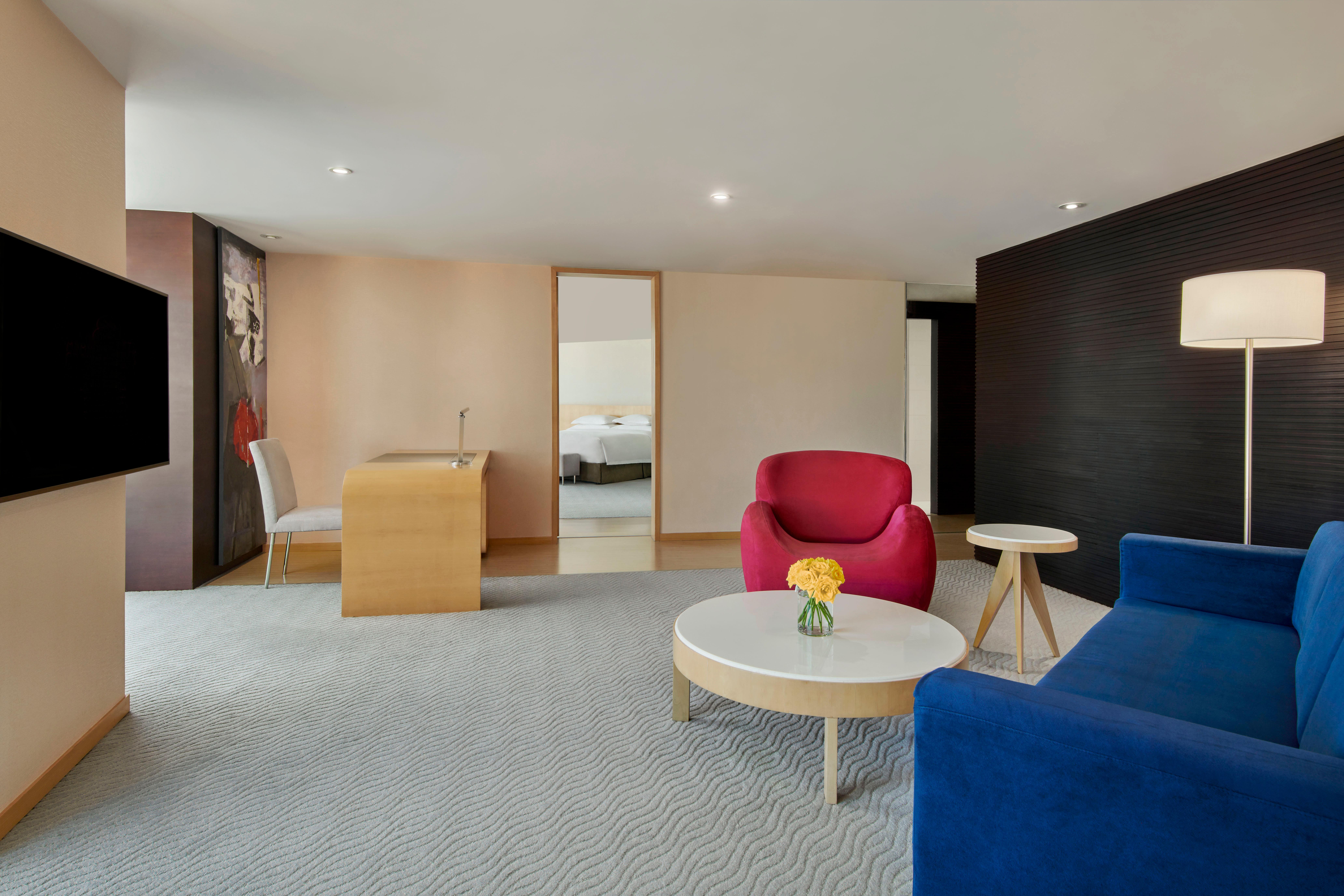 Suite Sea View King Bed