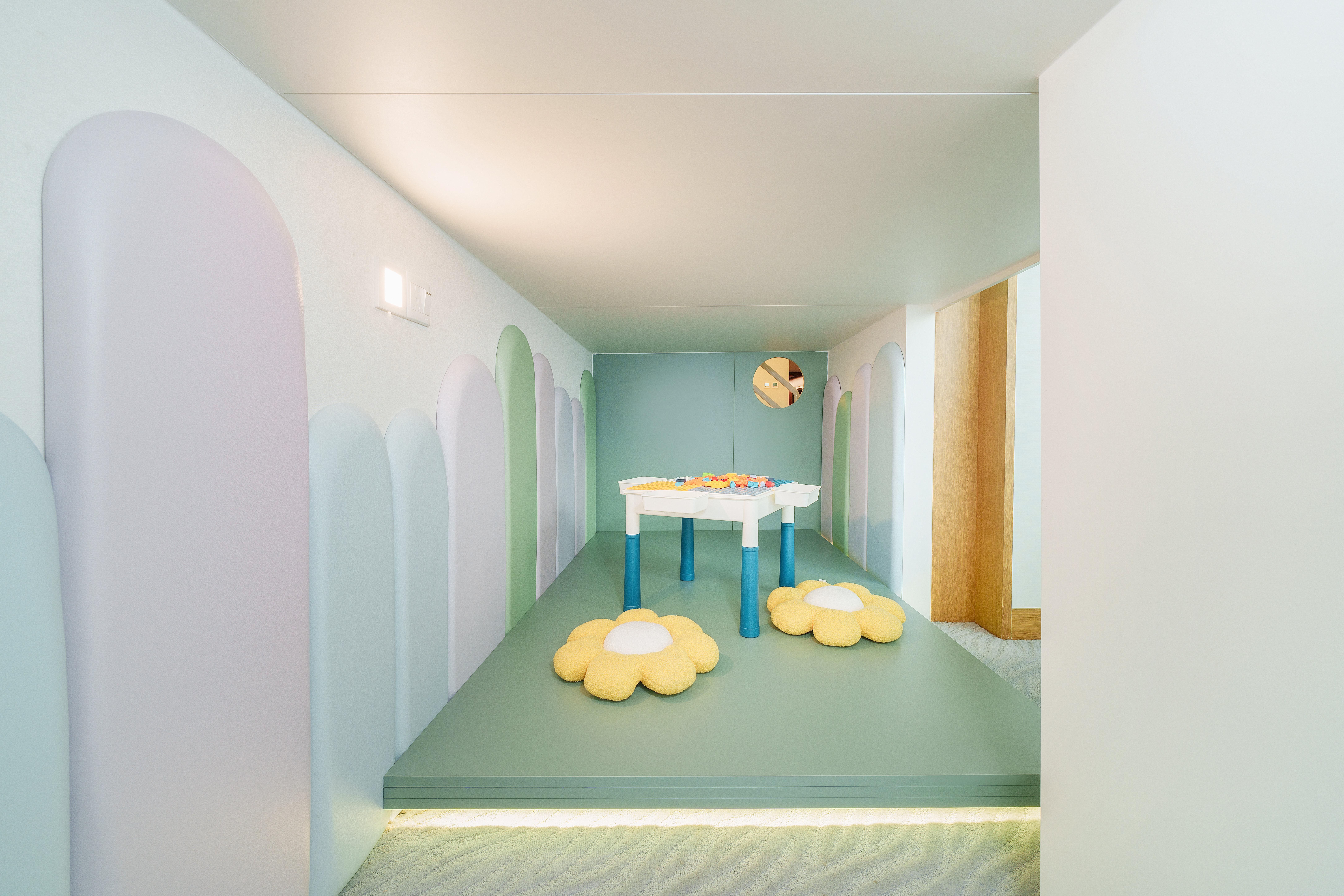 Double King Size Bed