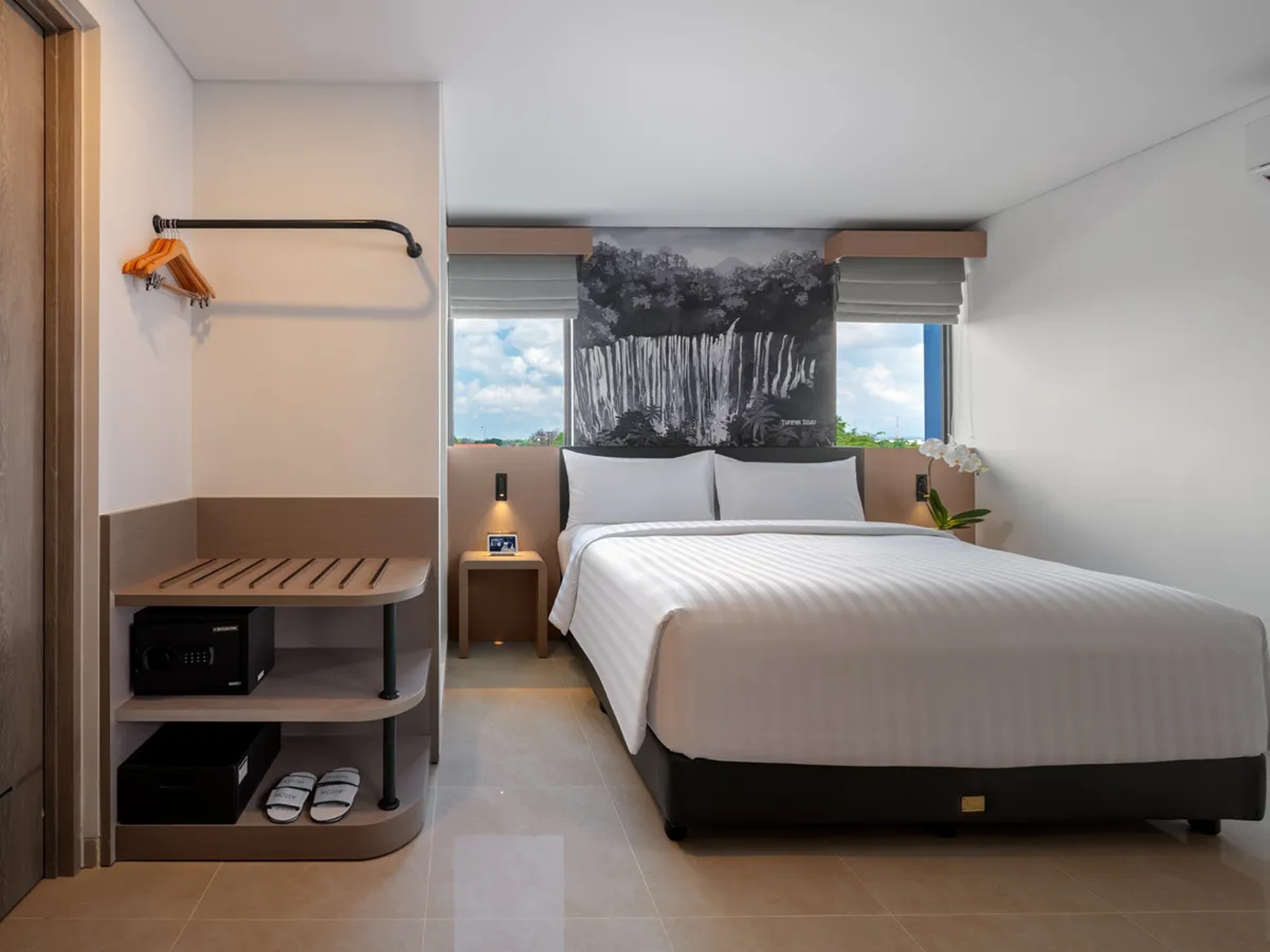 Double or Twin Superior