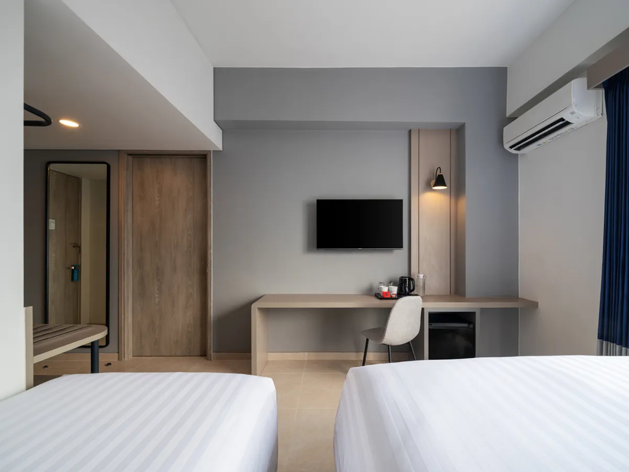 Family Room Capacity 3