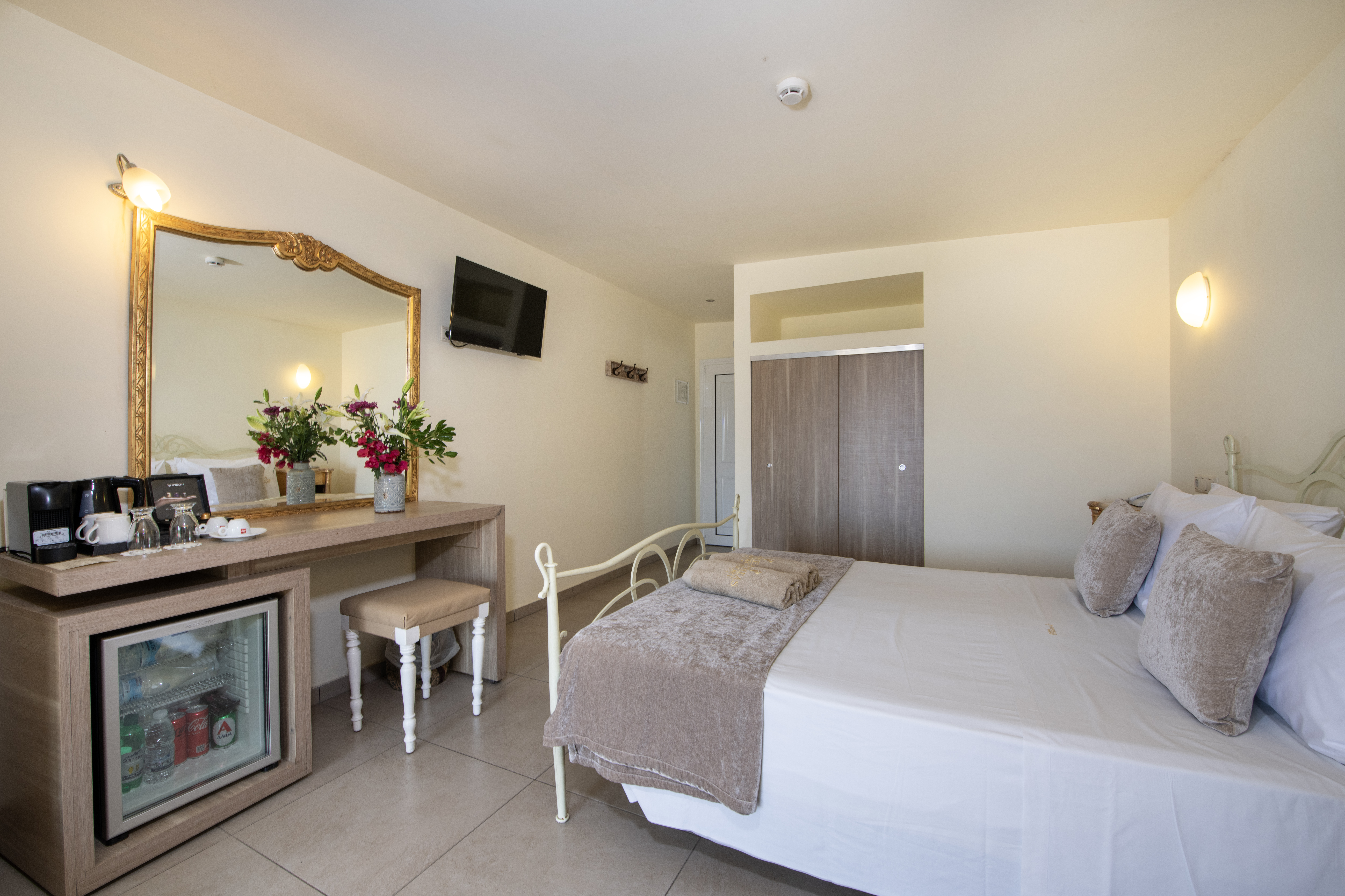 Suite with Private Pool