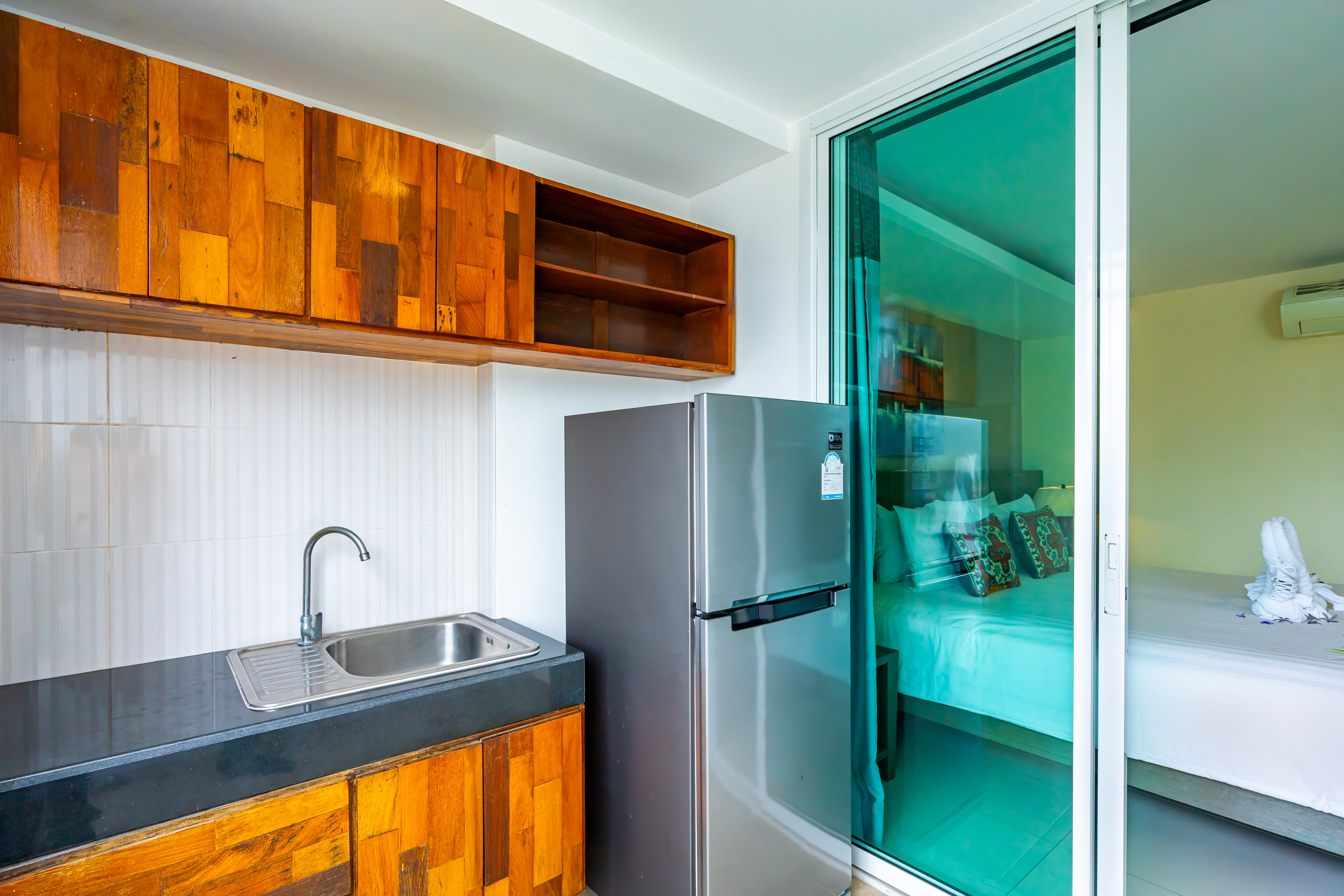 Double Deluxe King Bed