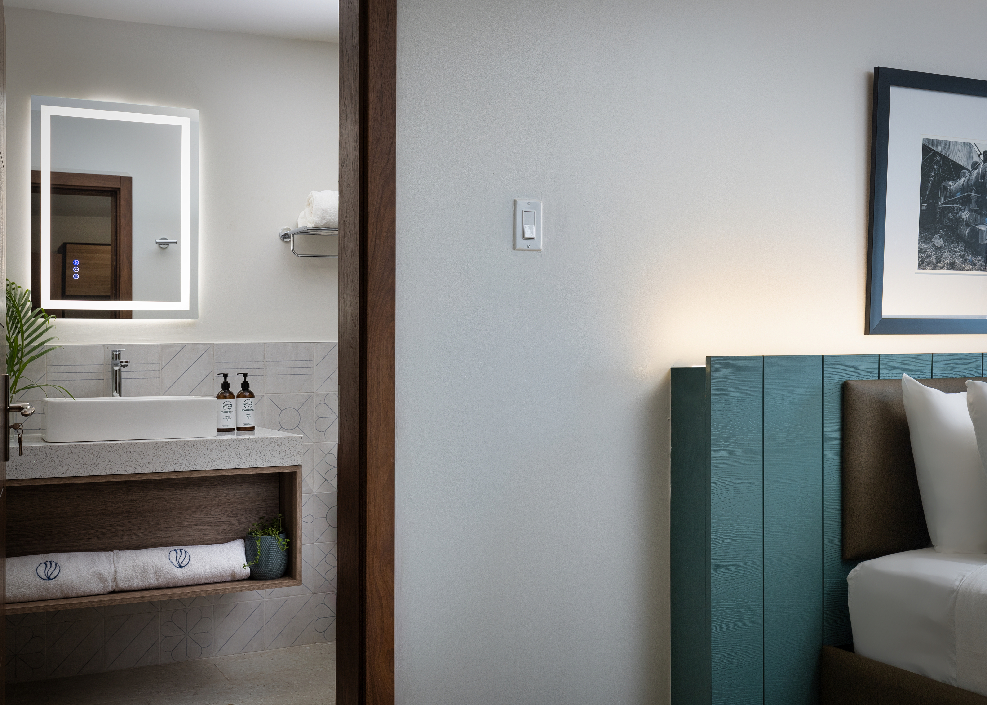 Suite Queen Size Bed