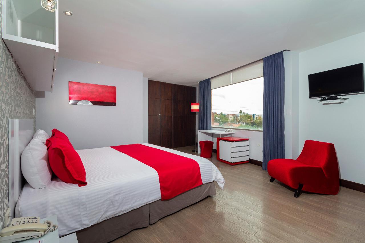 Junior Suite Deluxe King Bed