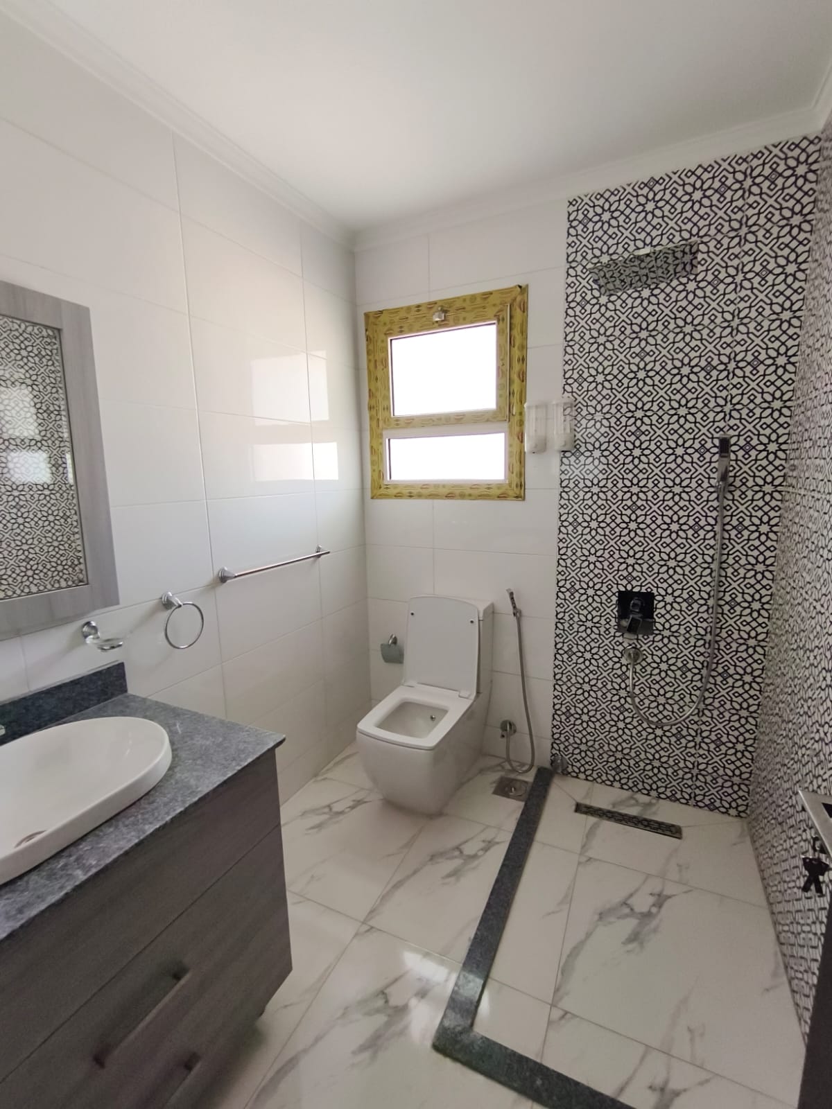 Double or Twin Deluxe Two Bedroom