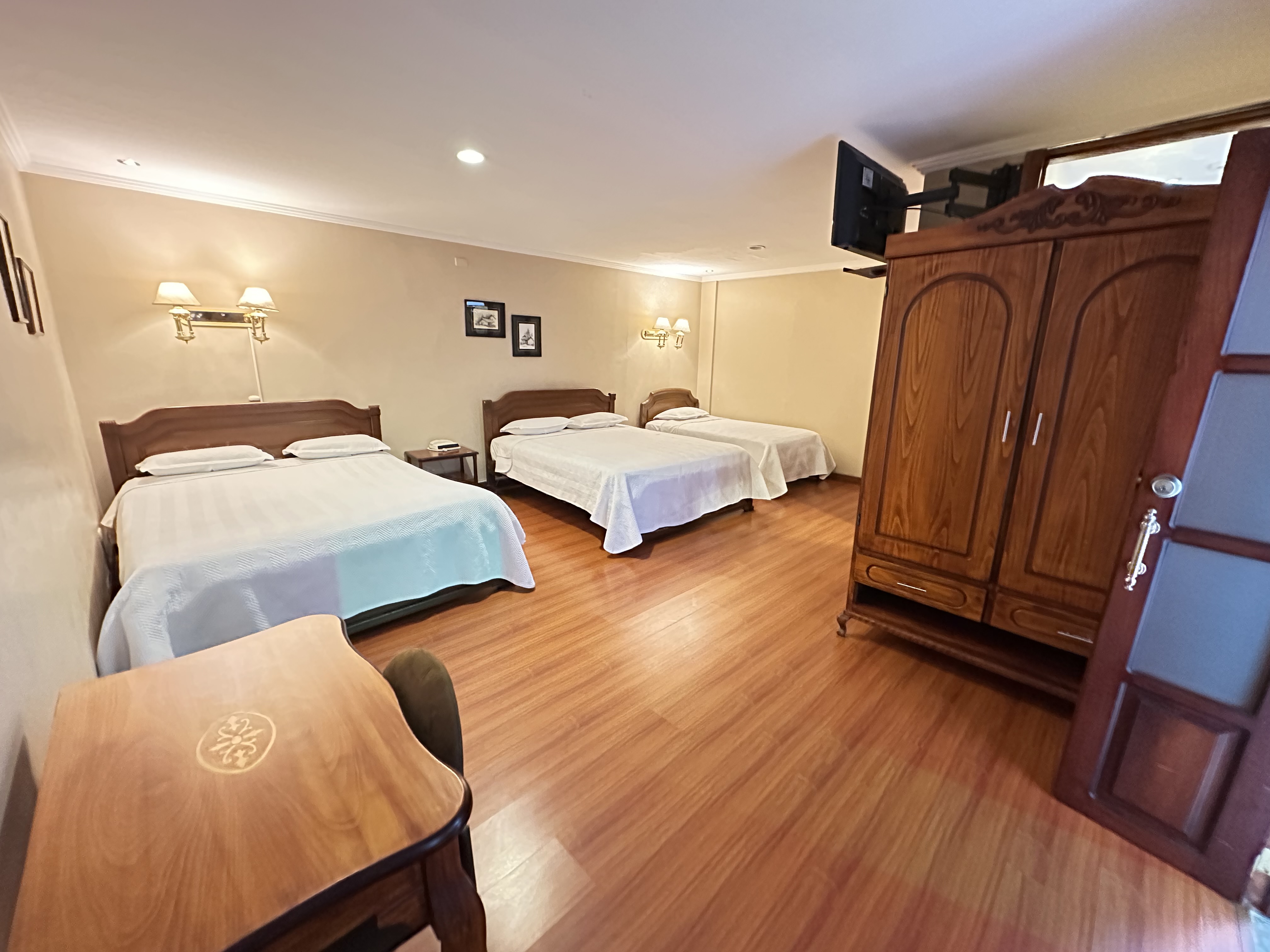 Family Room Superior