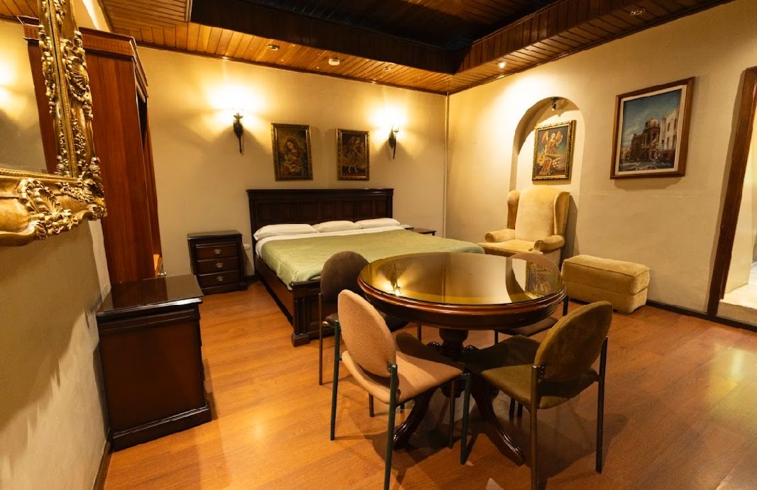 Suite King Bed One Bedroom 