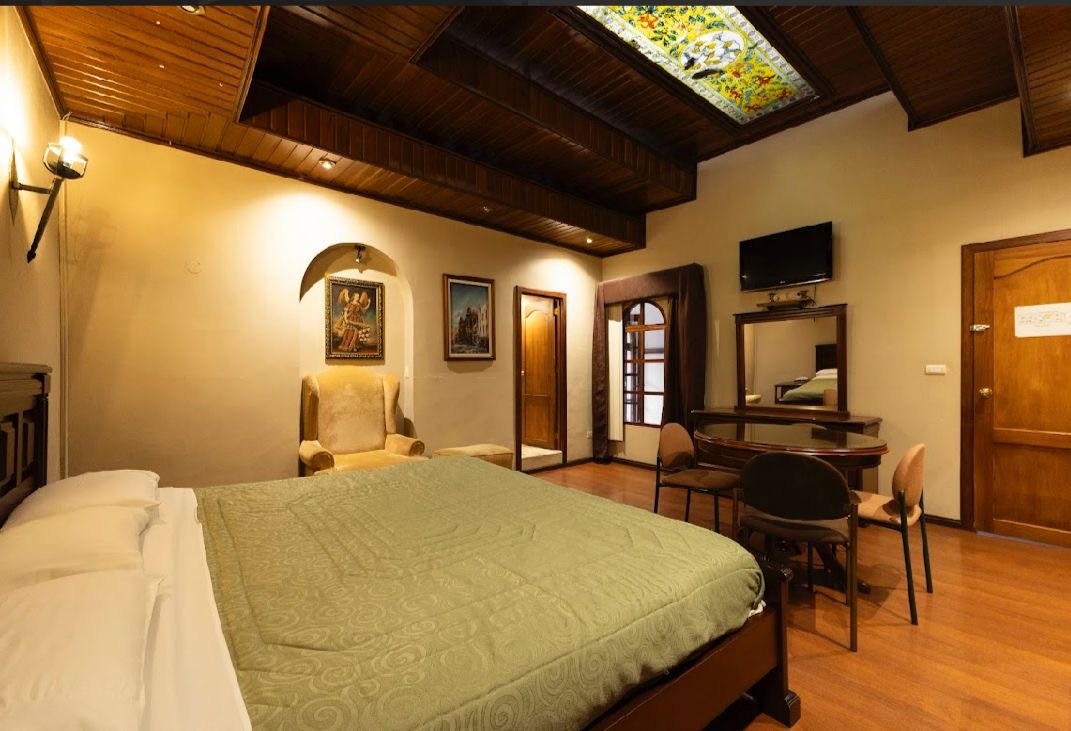 Suite King Bed One Bedroom 