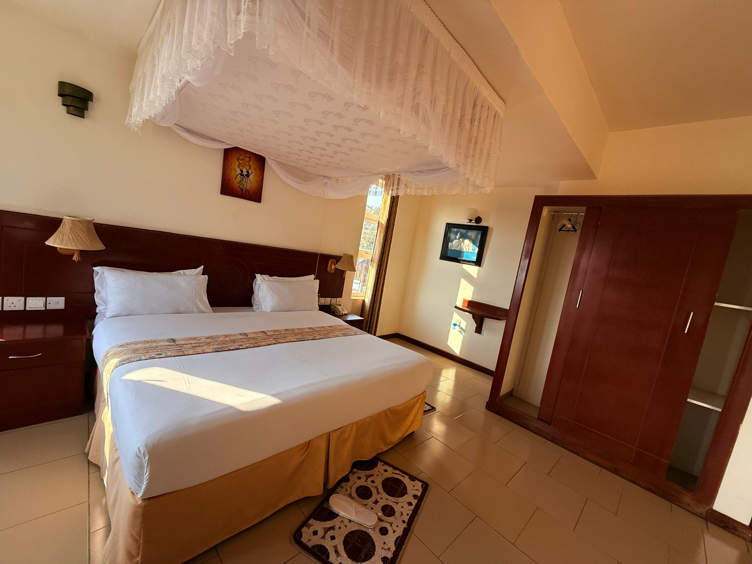 Family Room Connecting Room