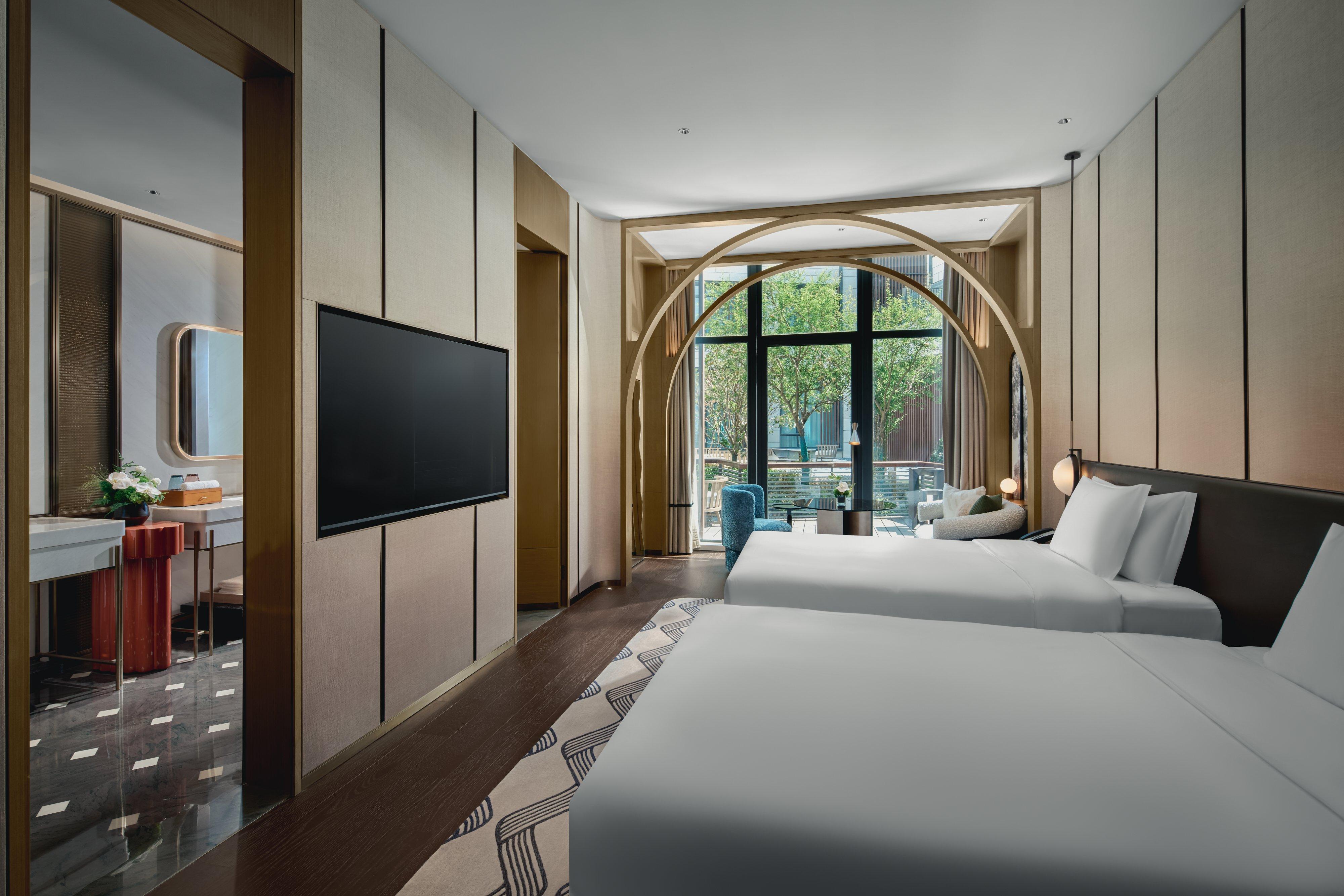 Double Premium with Views