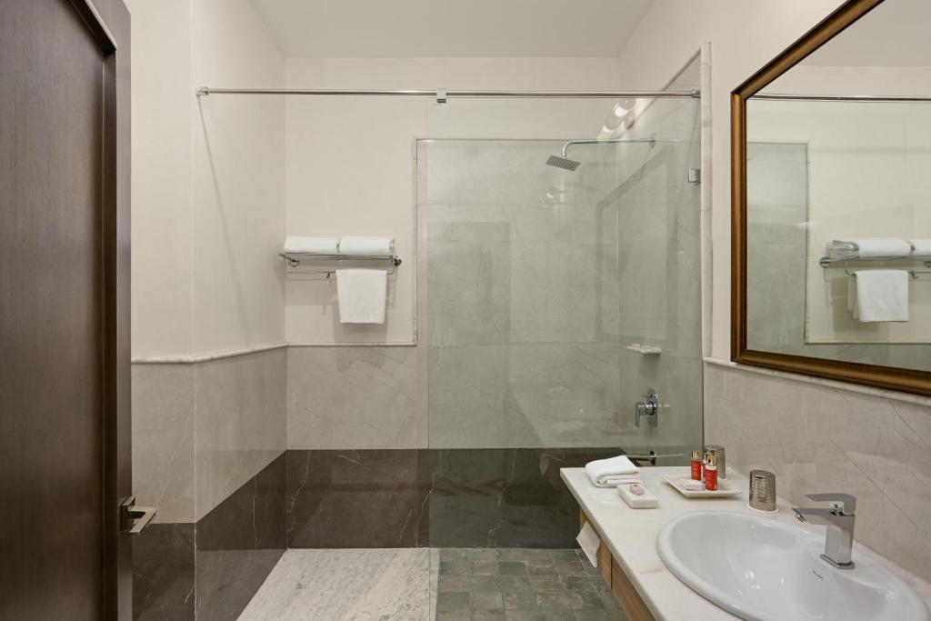 Suite with Private Pool