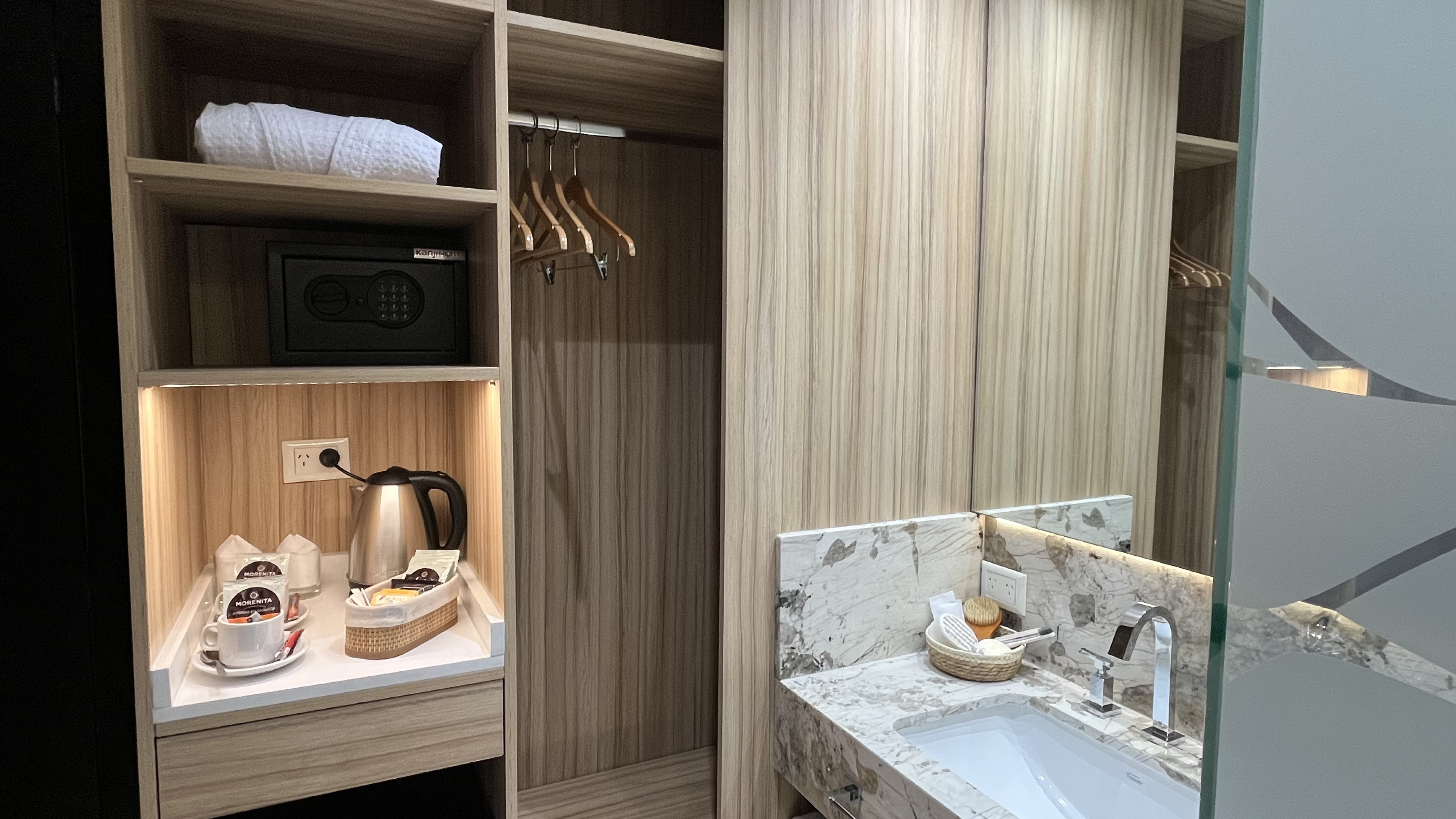 Double or Twin Standard