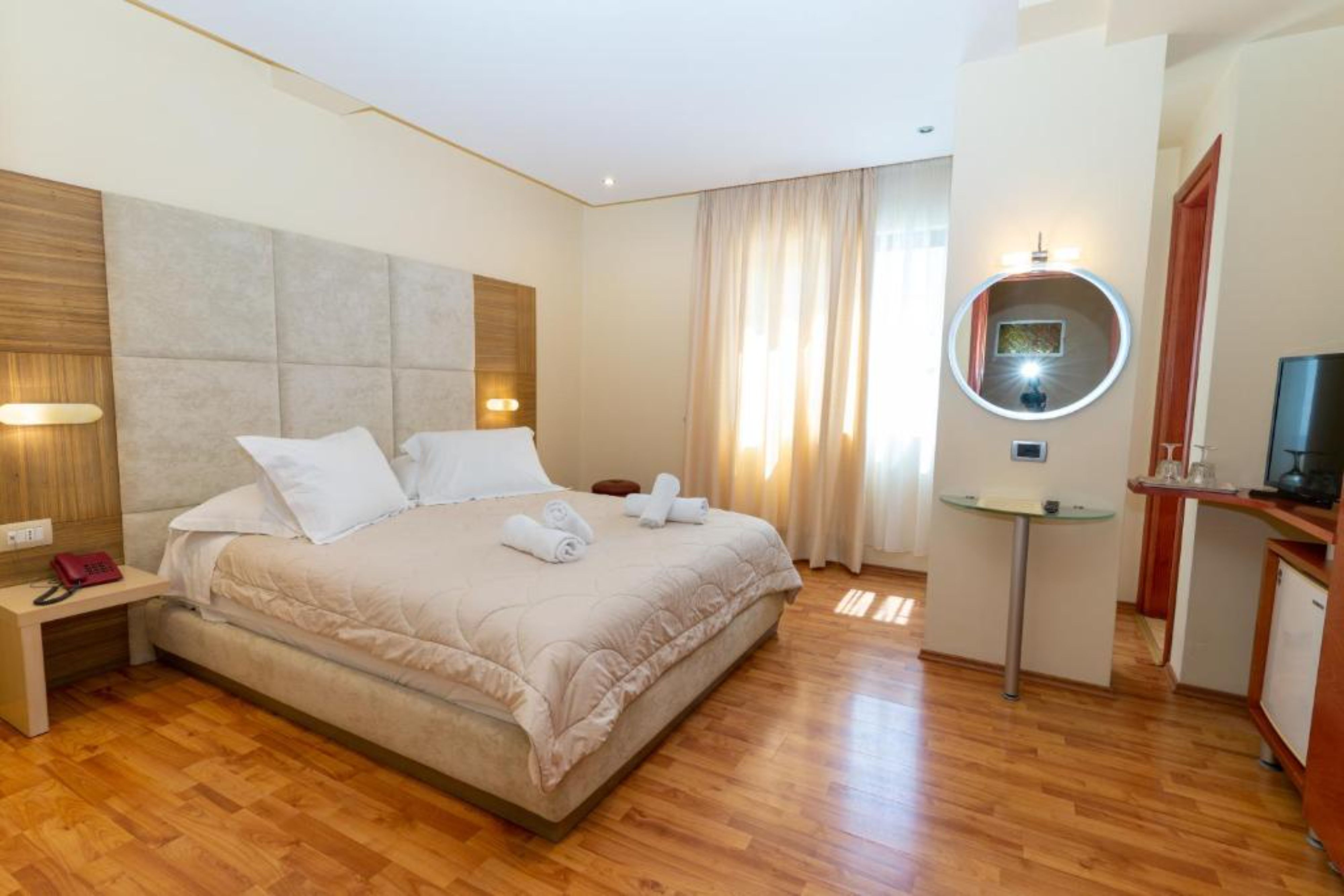 Double or Twin Standard