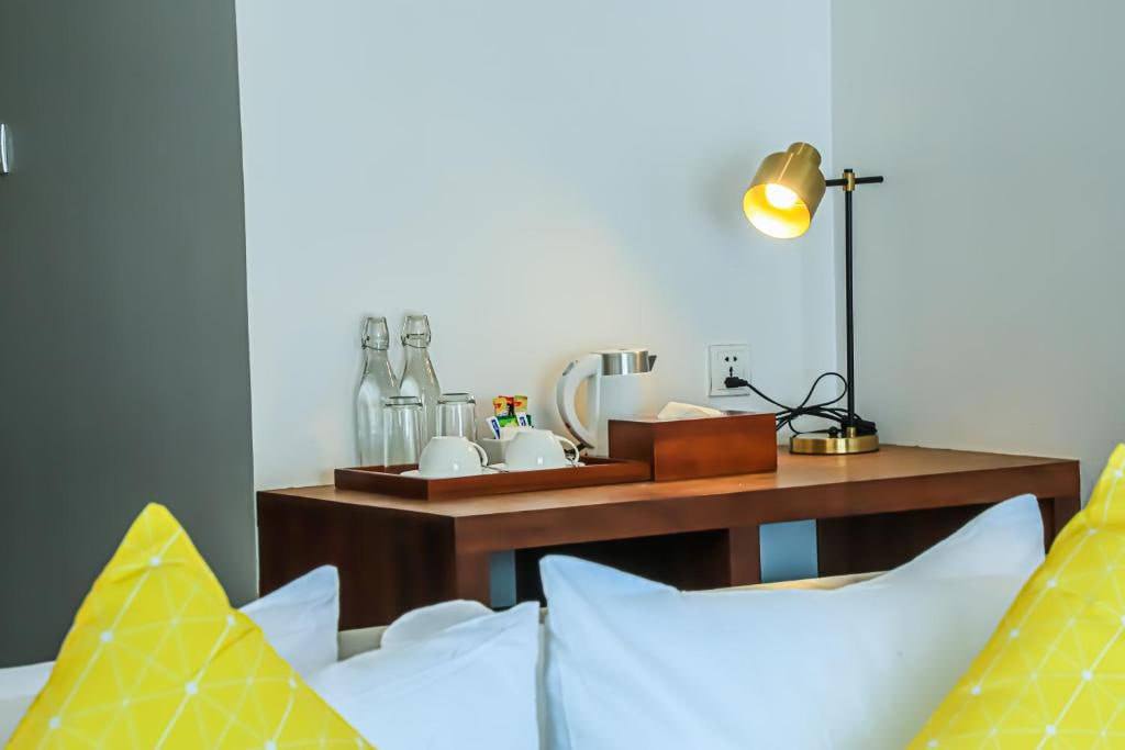 Suite Deluxe Pool View